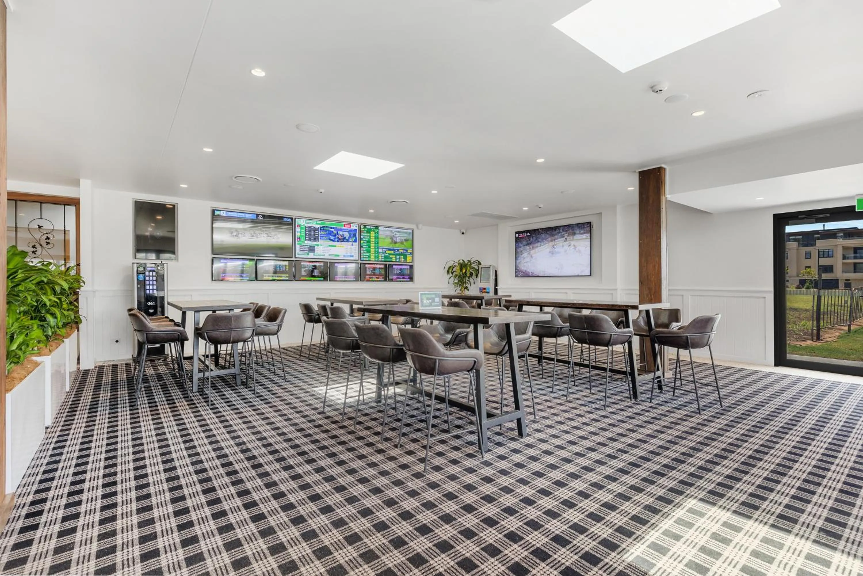 Restaurant/places to eat in Peppers Hunter Valley - formerly Grand Mercure