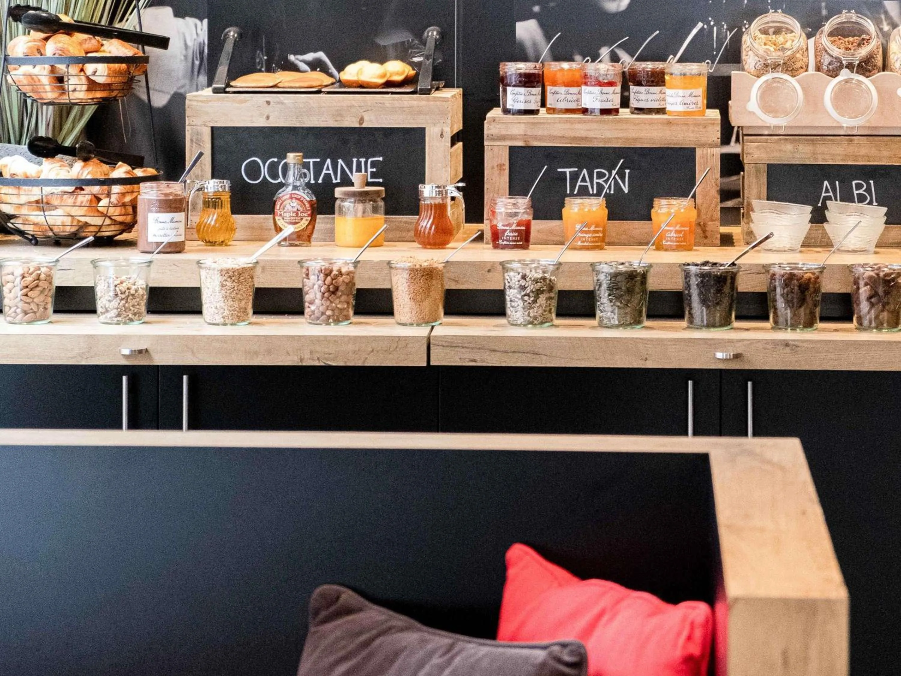 Breakfast in Ibis Albi