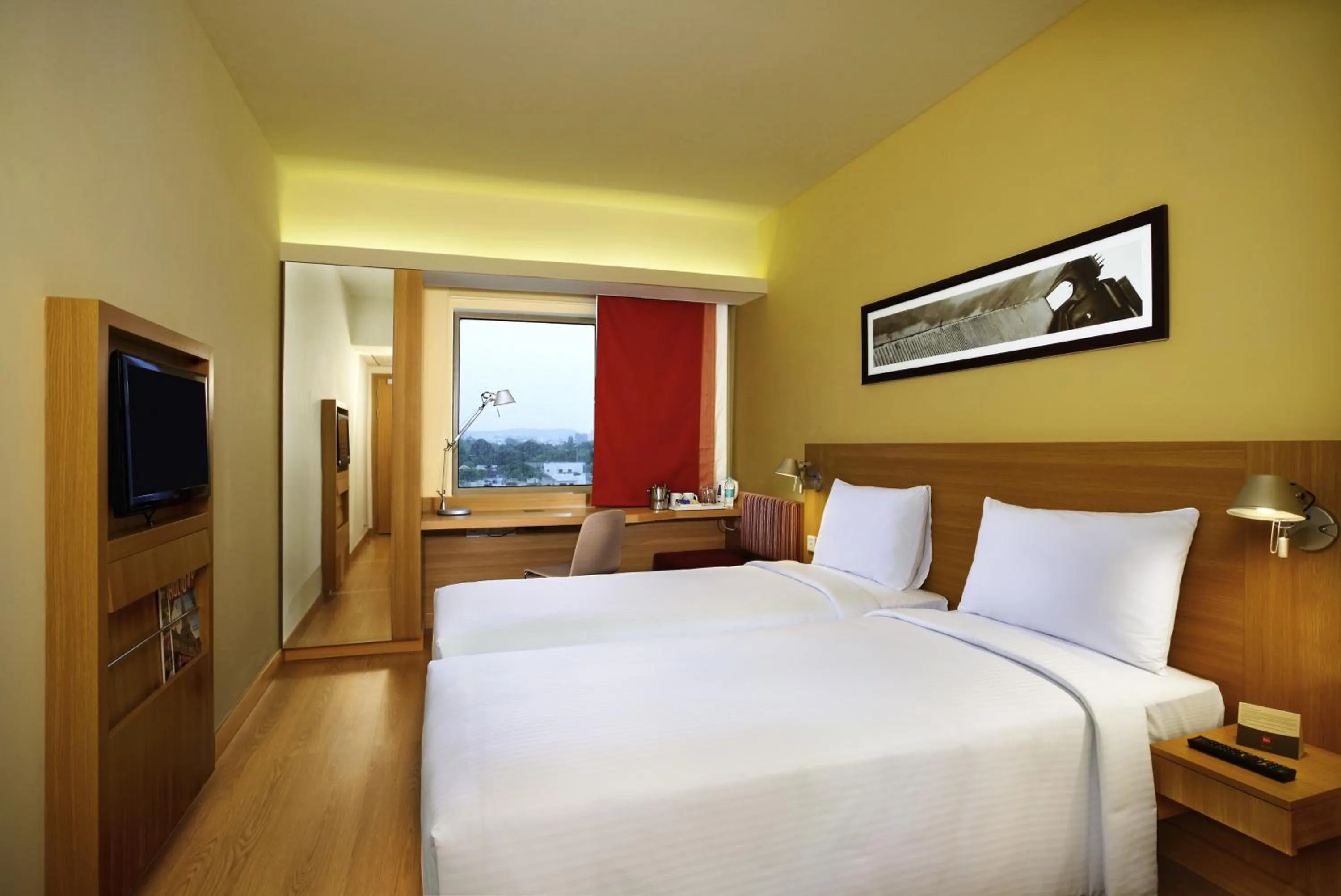 Bedroom, Bed in ibis Chennai Sipcot - An Accor Brand