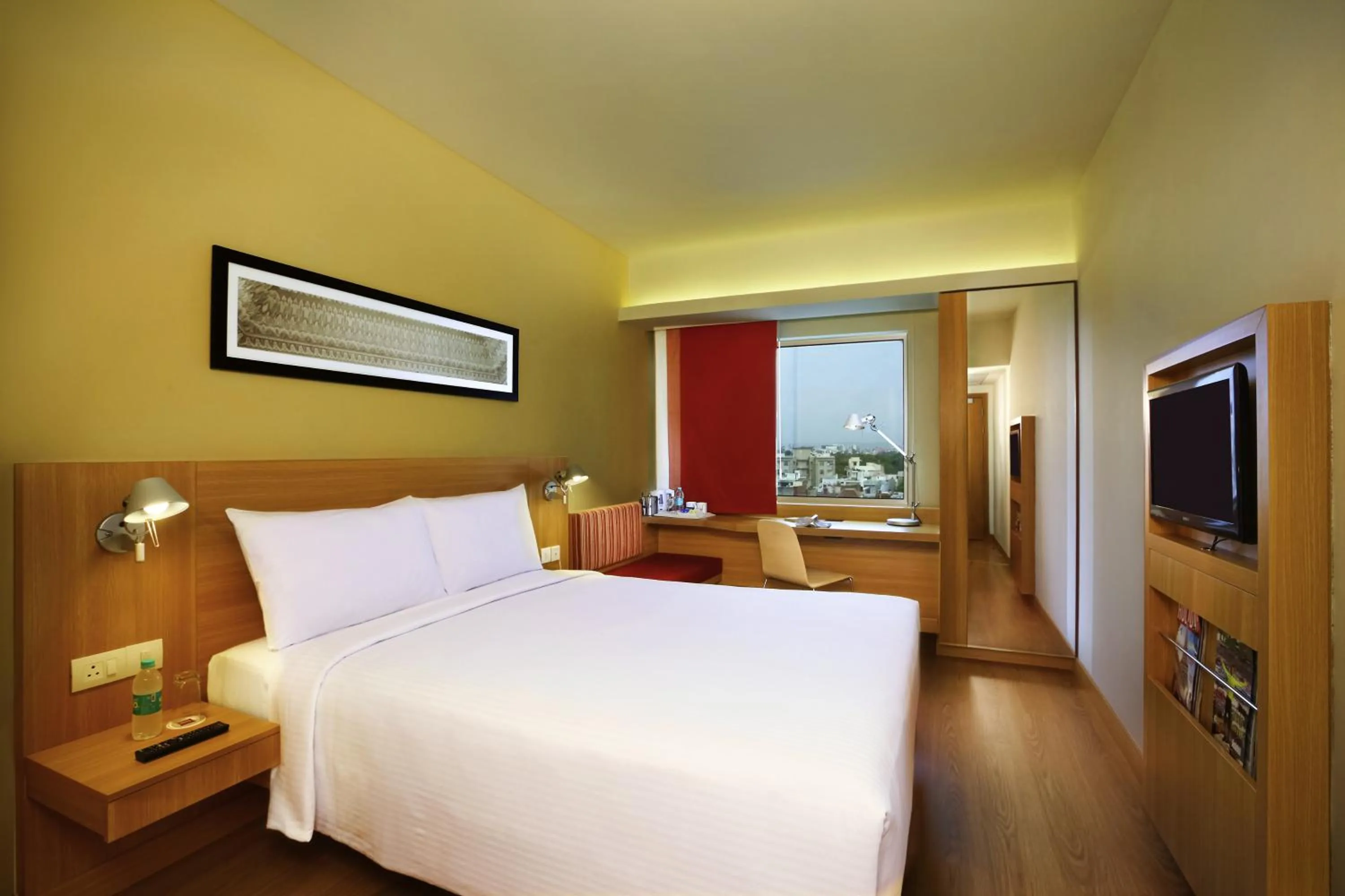 Bedroom, Bed in ibis Chennai Sipcot - An Accor Brand