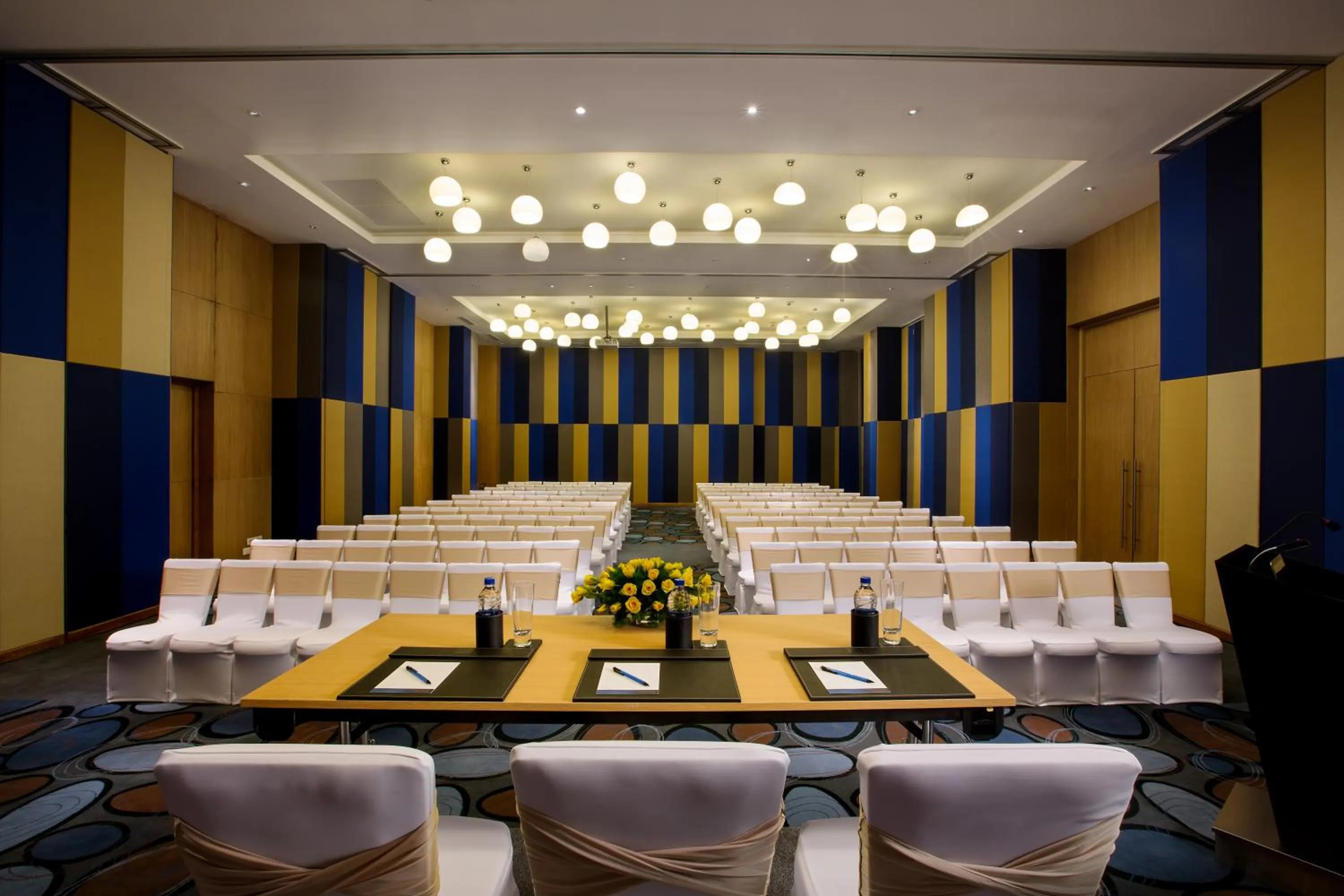 Business facilities in Novotel Chennai Sipcot