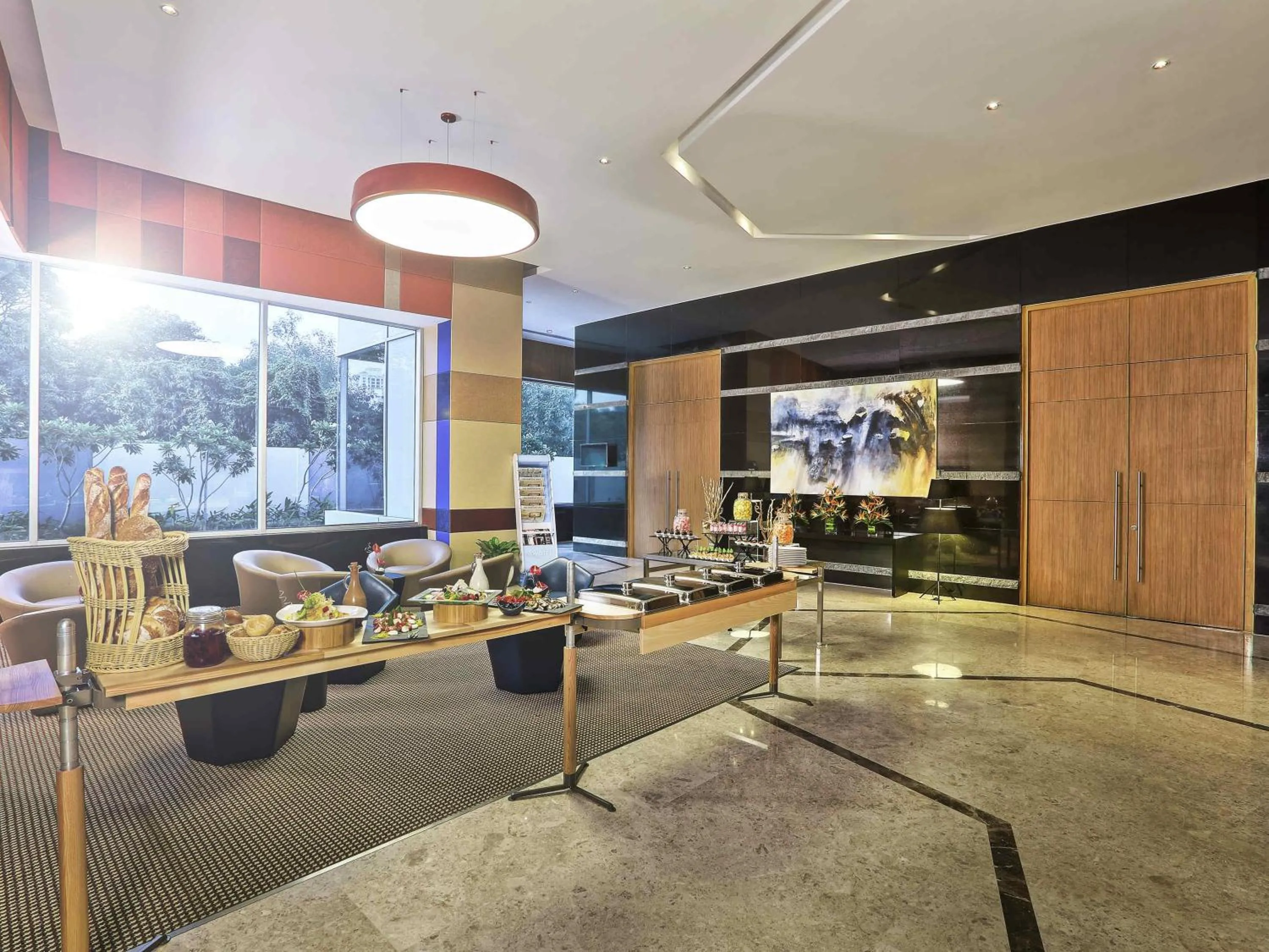 Meeting/conference room in Novotel Chennai Sipcot