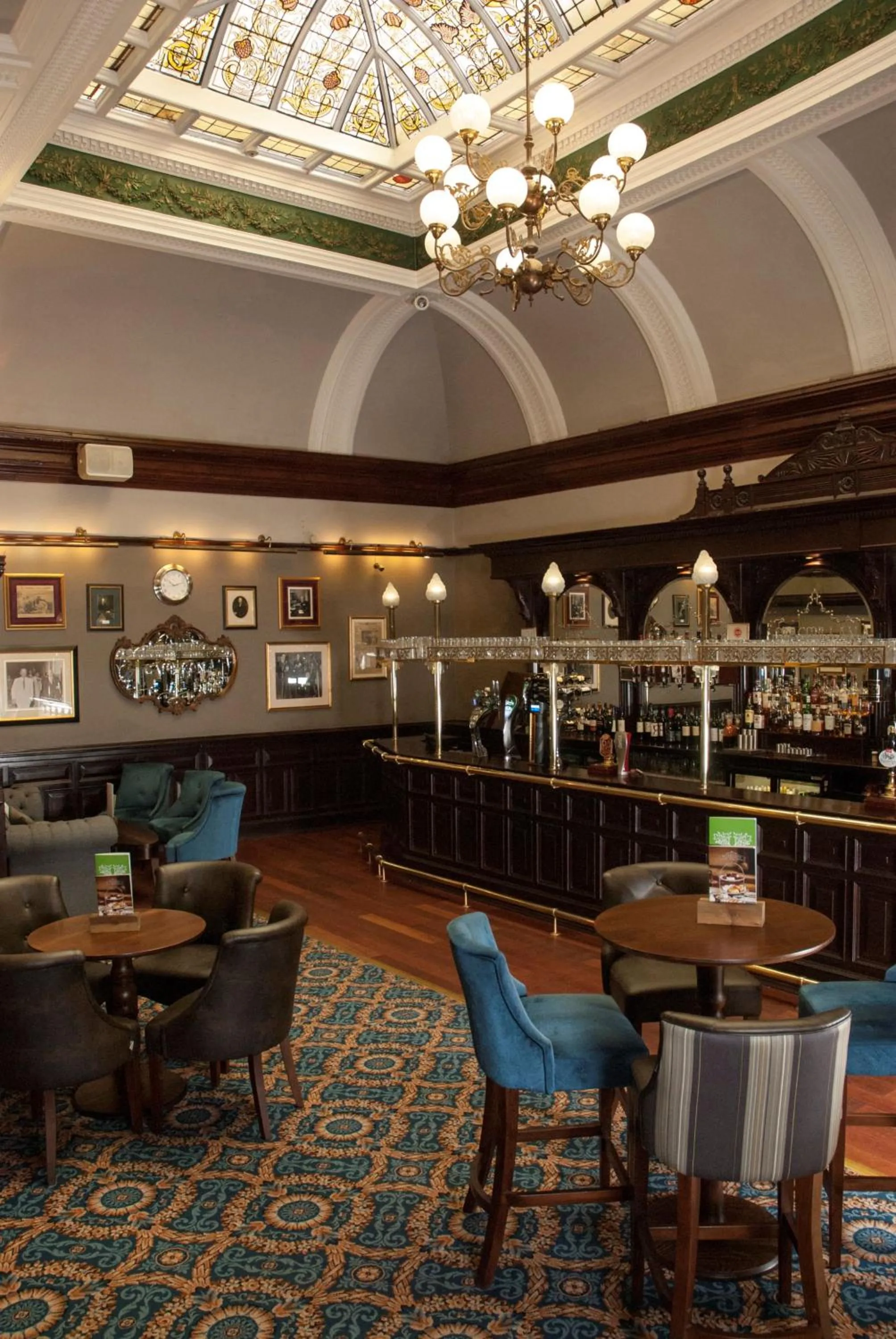 Lounge or bar in Imperial Hotel Blackpool