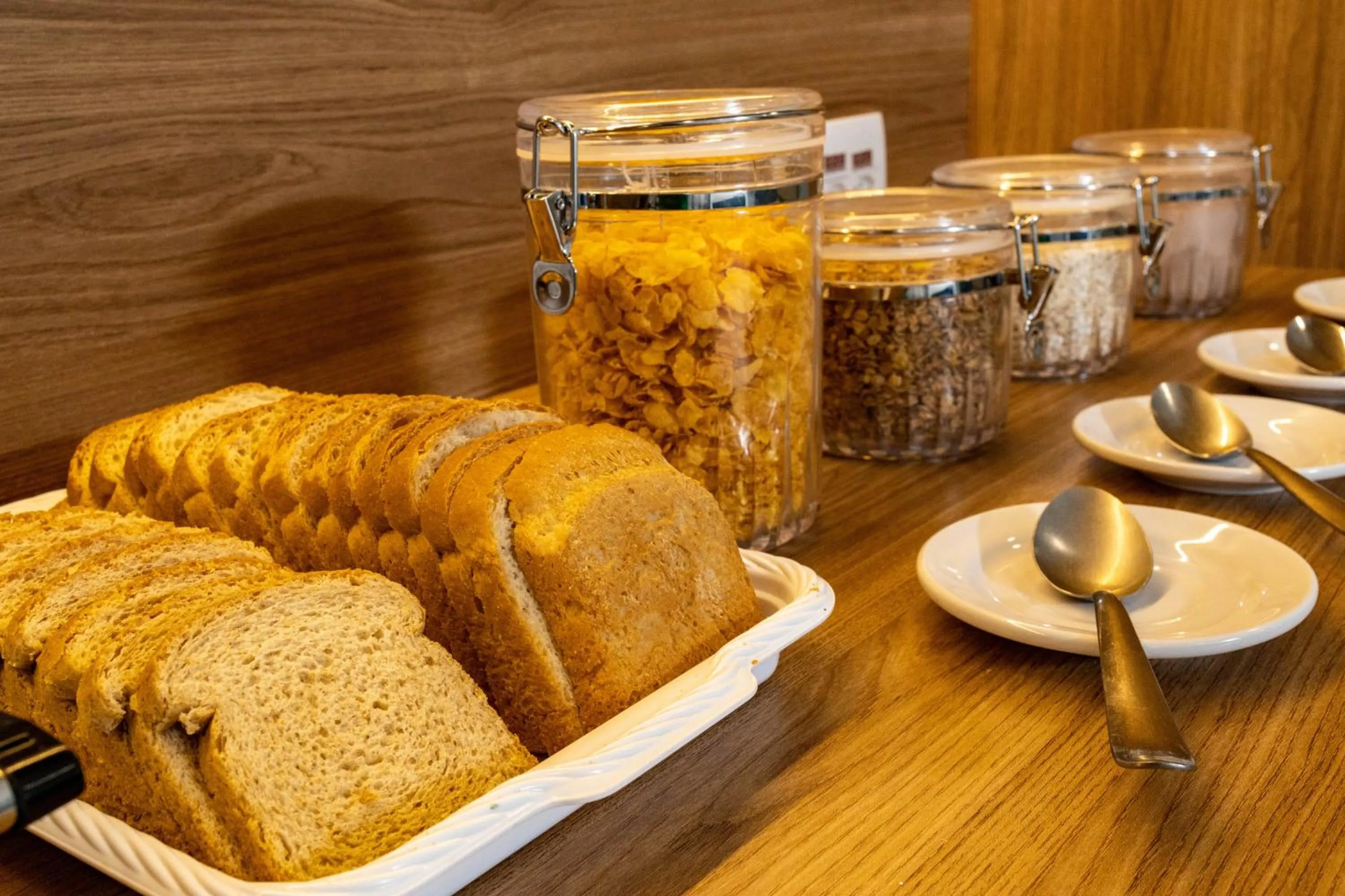 Breakfast in Nobile Inn Pampulha