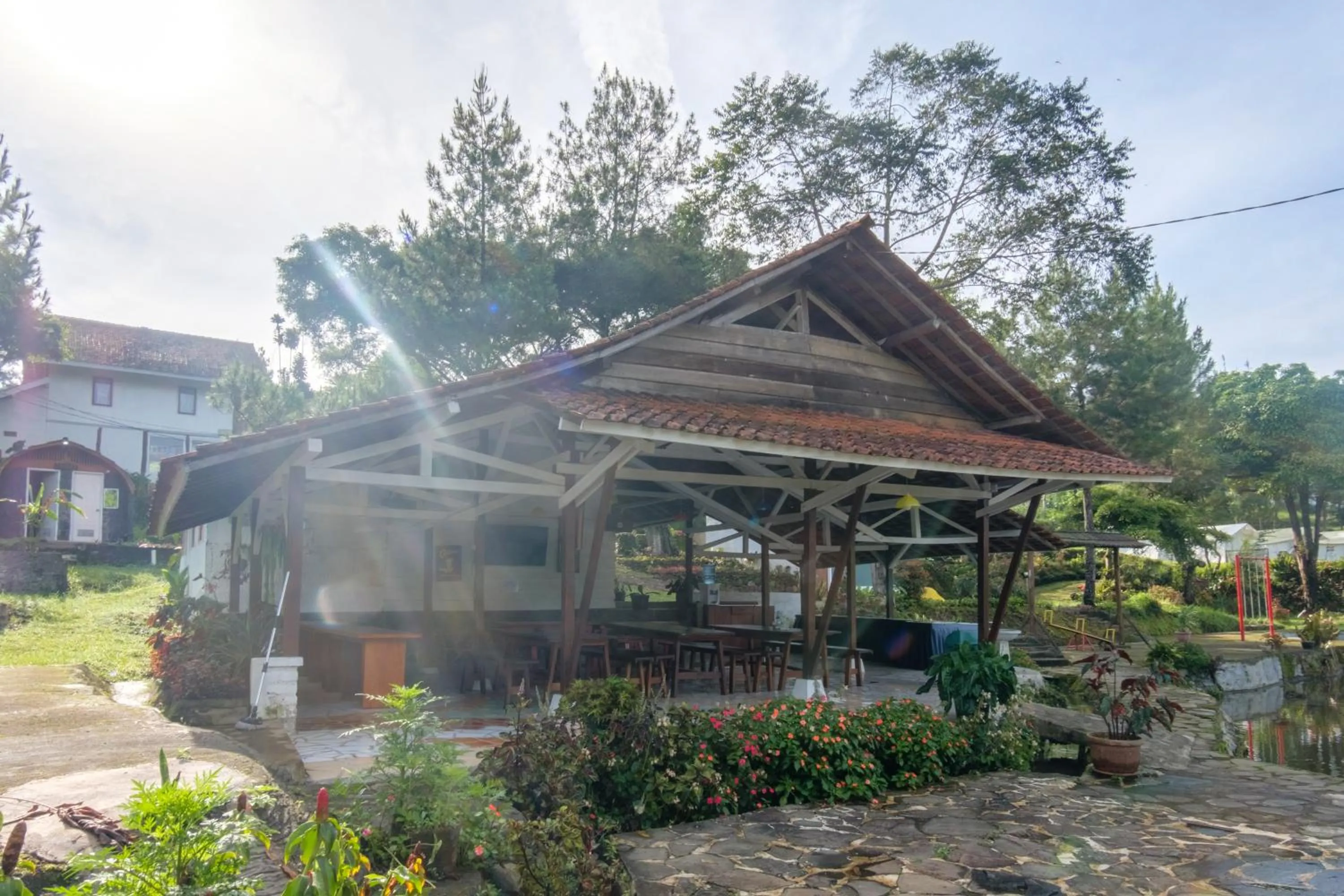 Hilltop Camp, Lembang