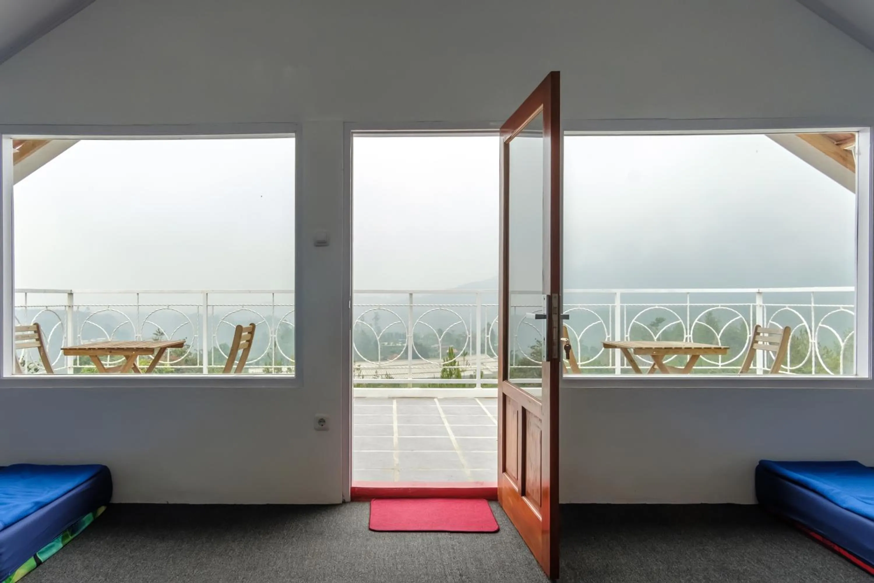 Hilltop Camp, Lembang