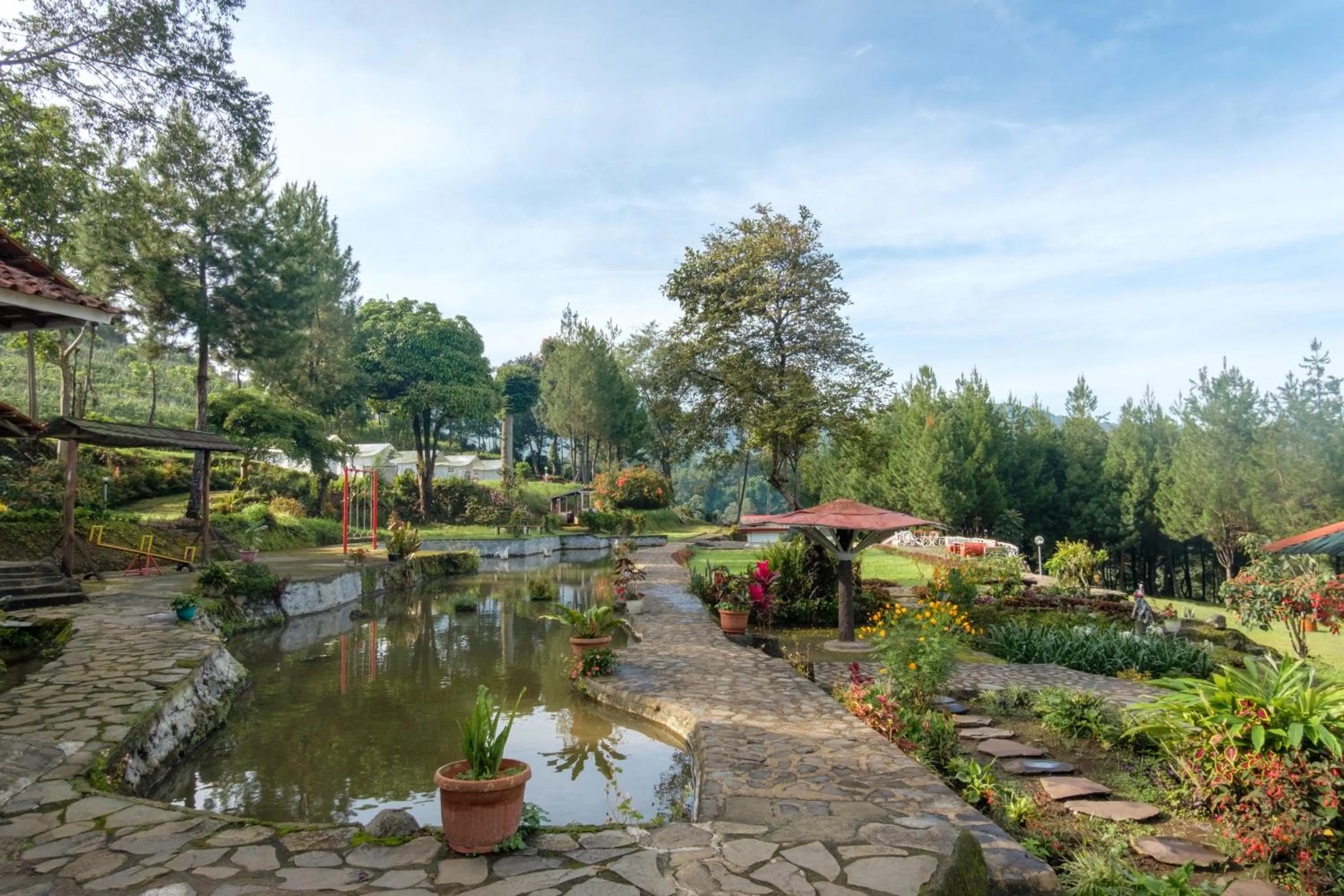 Hilltop Camp, Lembang