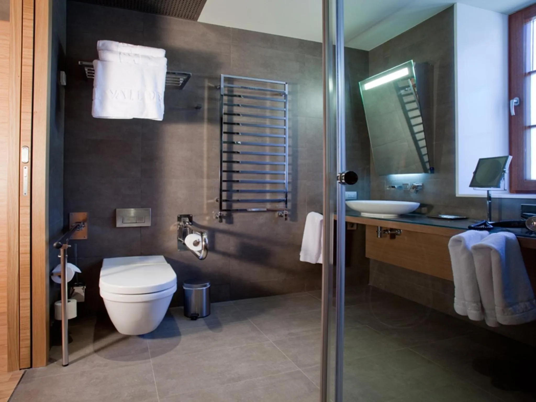 Bathroom in Apartaments Vall de Núria