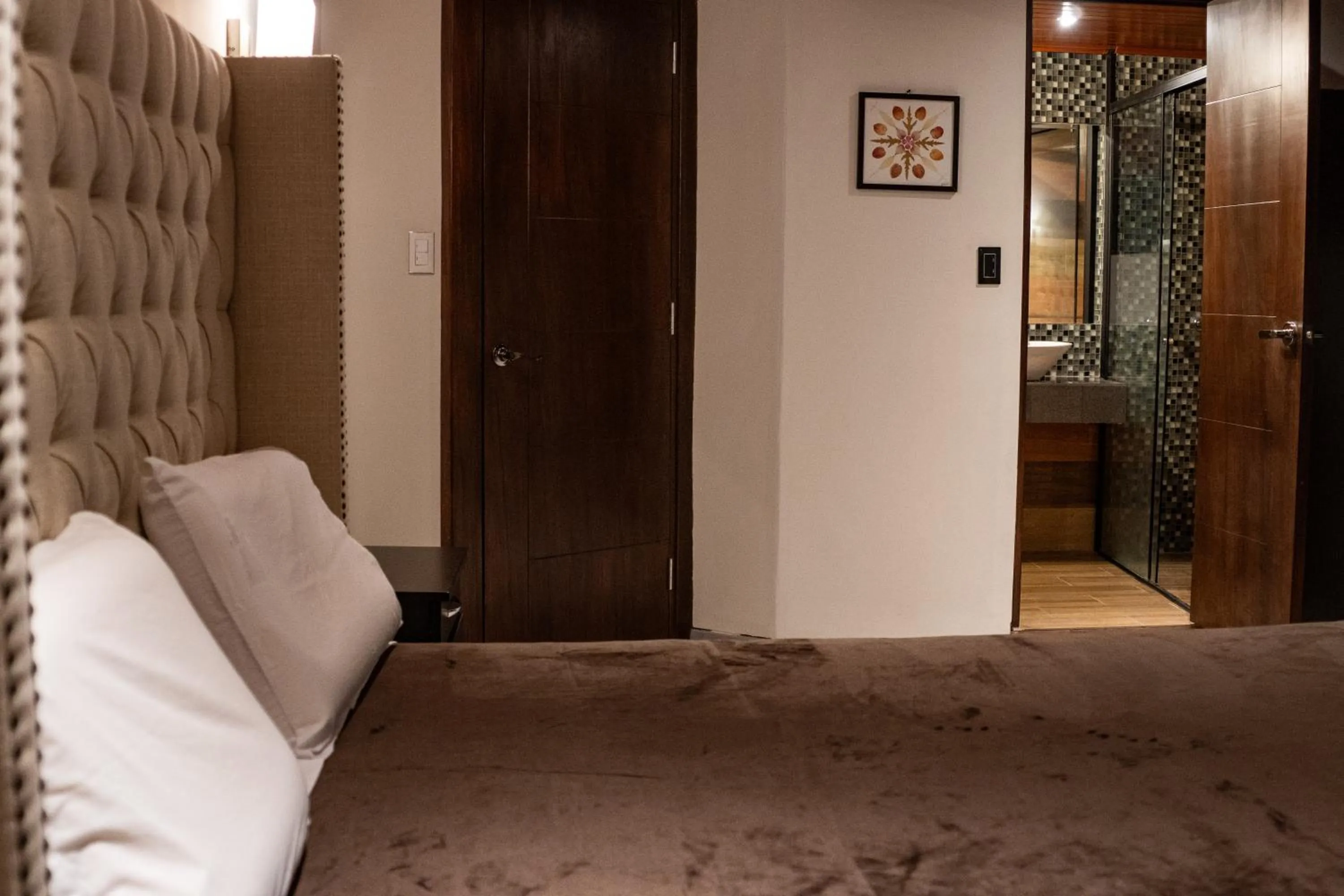 Bed in Hotel California Urubamba