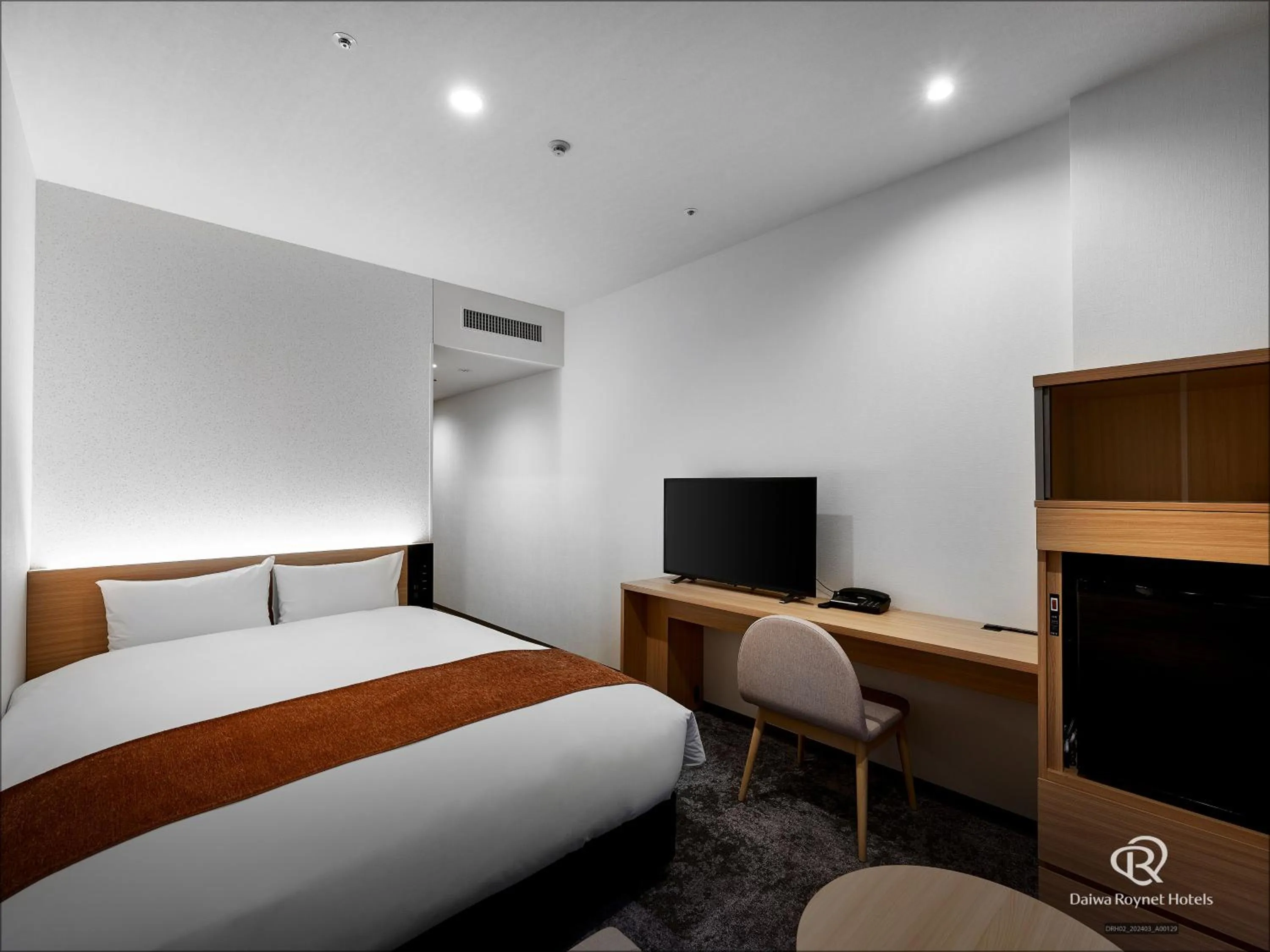 Bed in Daiwa Roynet Hotel Omiya-nishiguchi