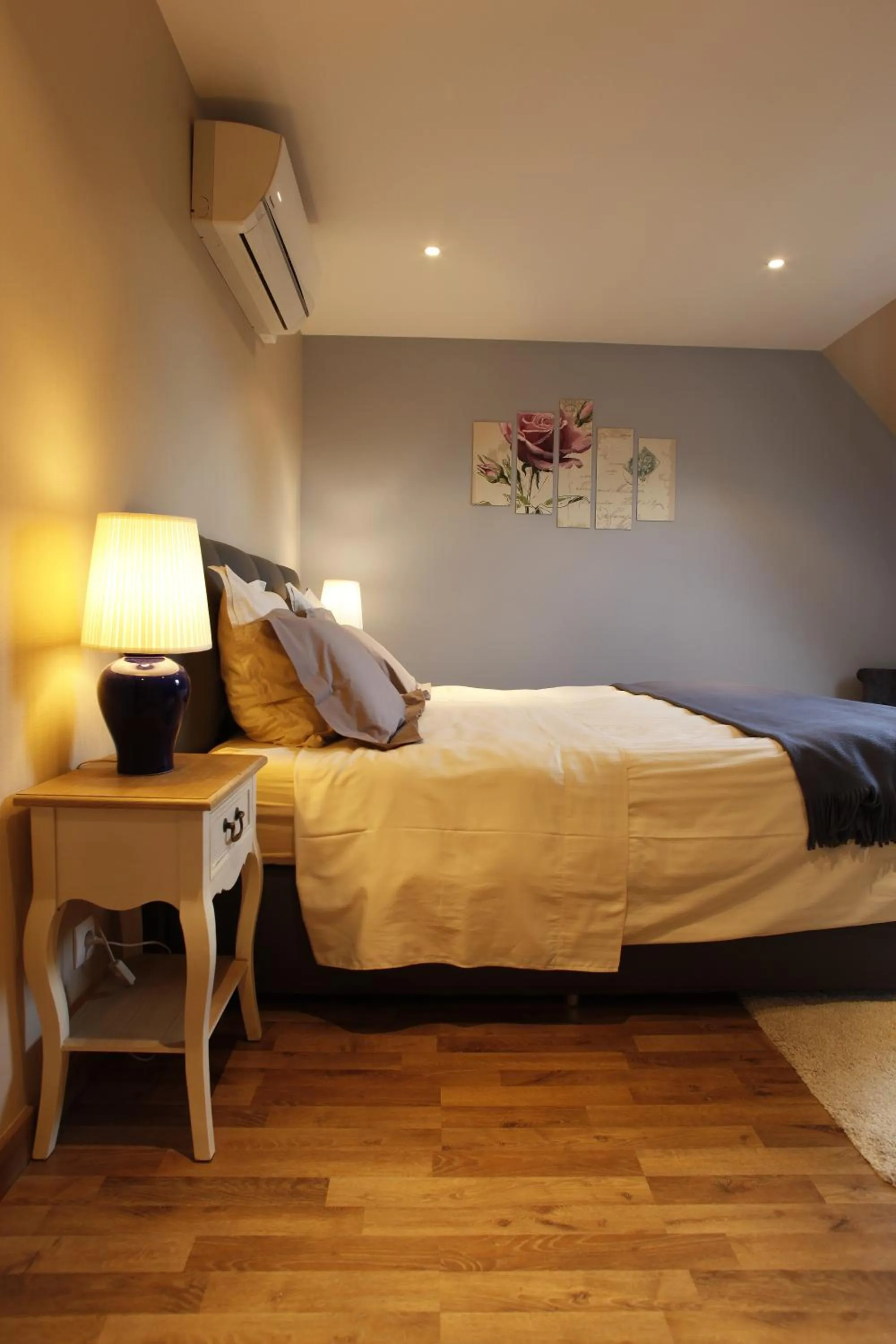 Photo of the whole room, Bed in La Cense - Ferme des Tilleuls
