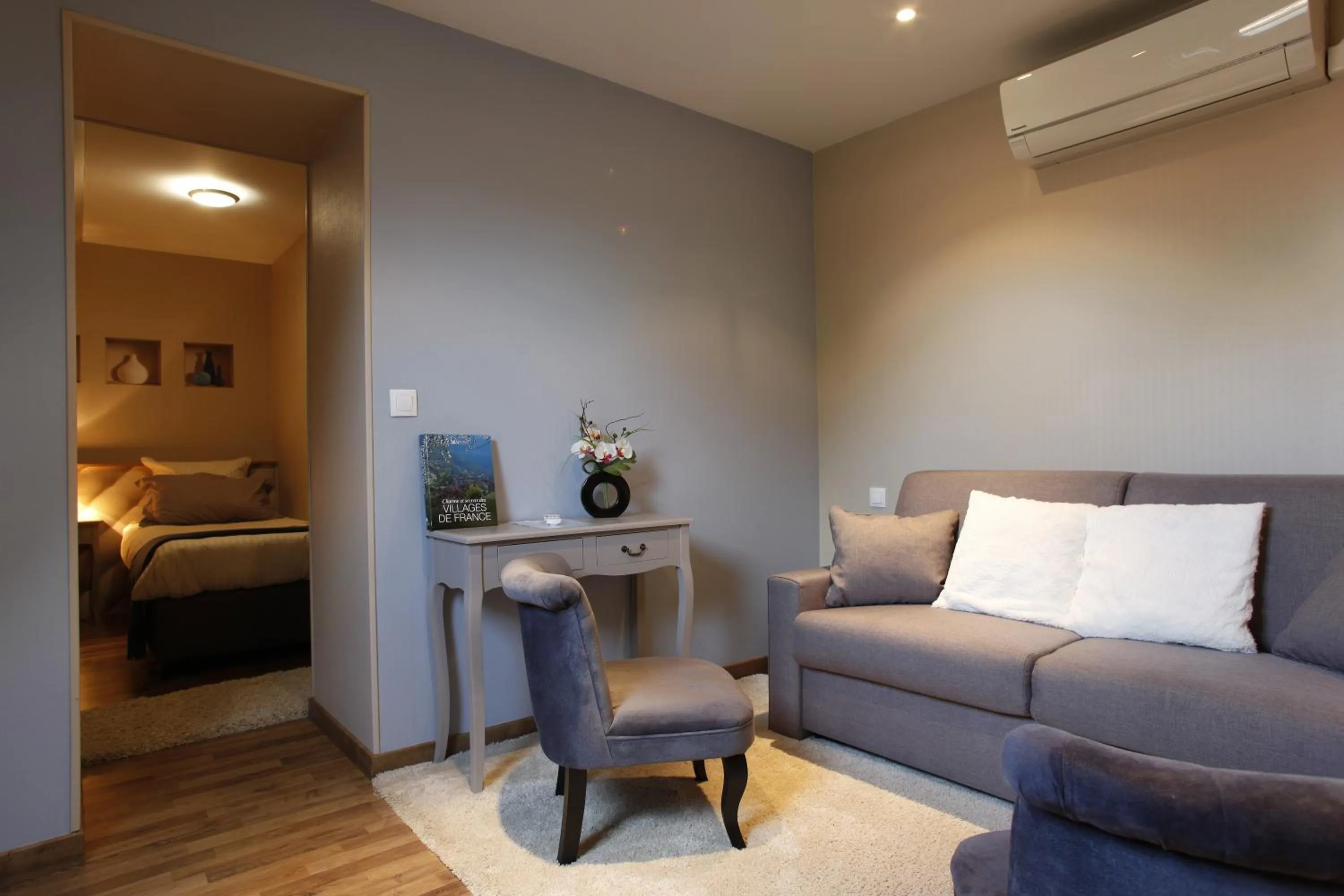 Living room, Bed in La Cense - Ferme des Tilleuls