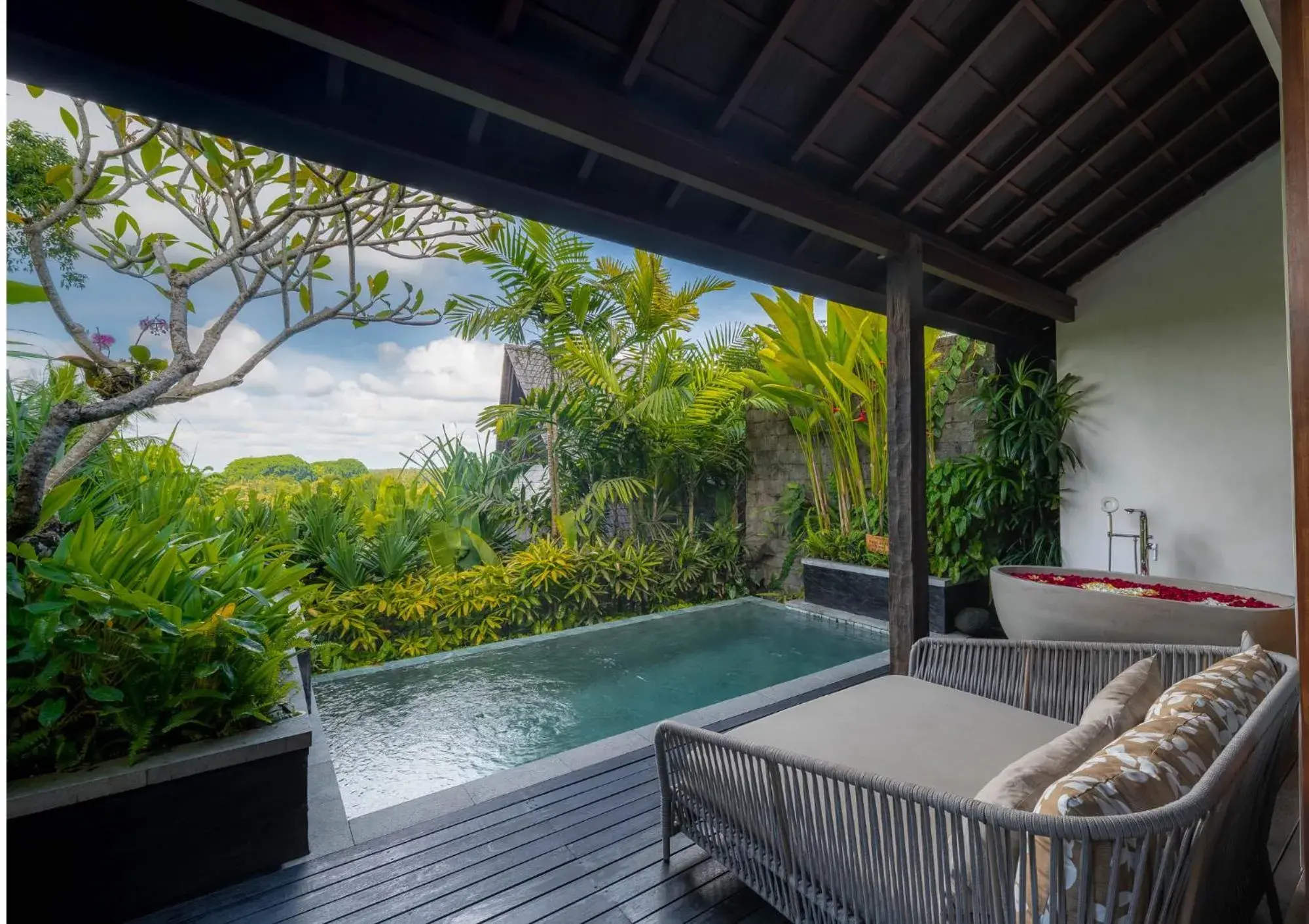 Deluxe Villa in The Ridge Bali Deluxe Villa in The Ridge Bali