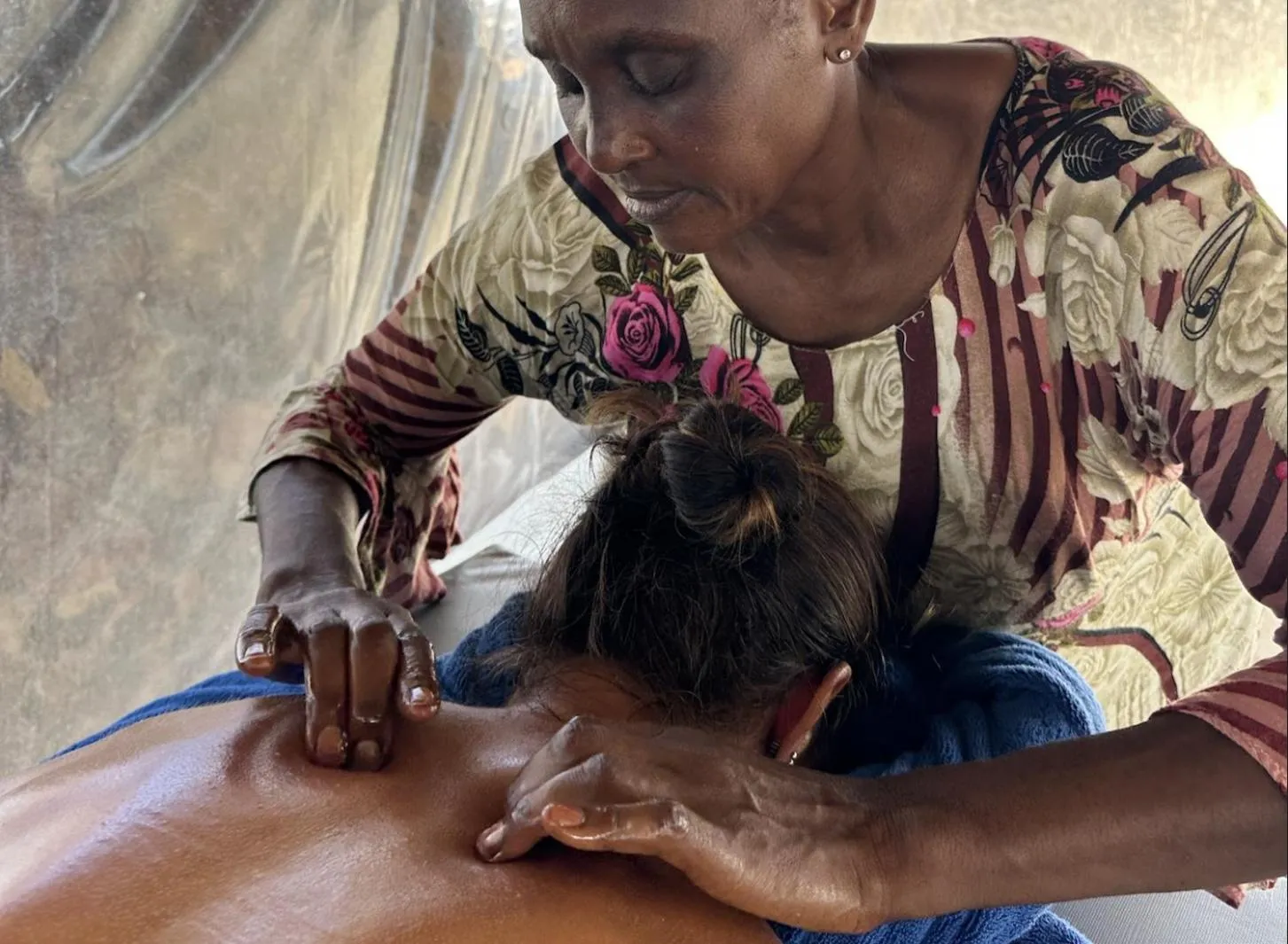 Massage in Kiwengwa Bungalow Boutique Resort
