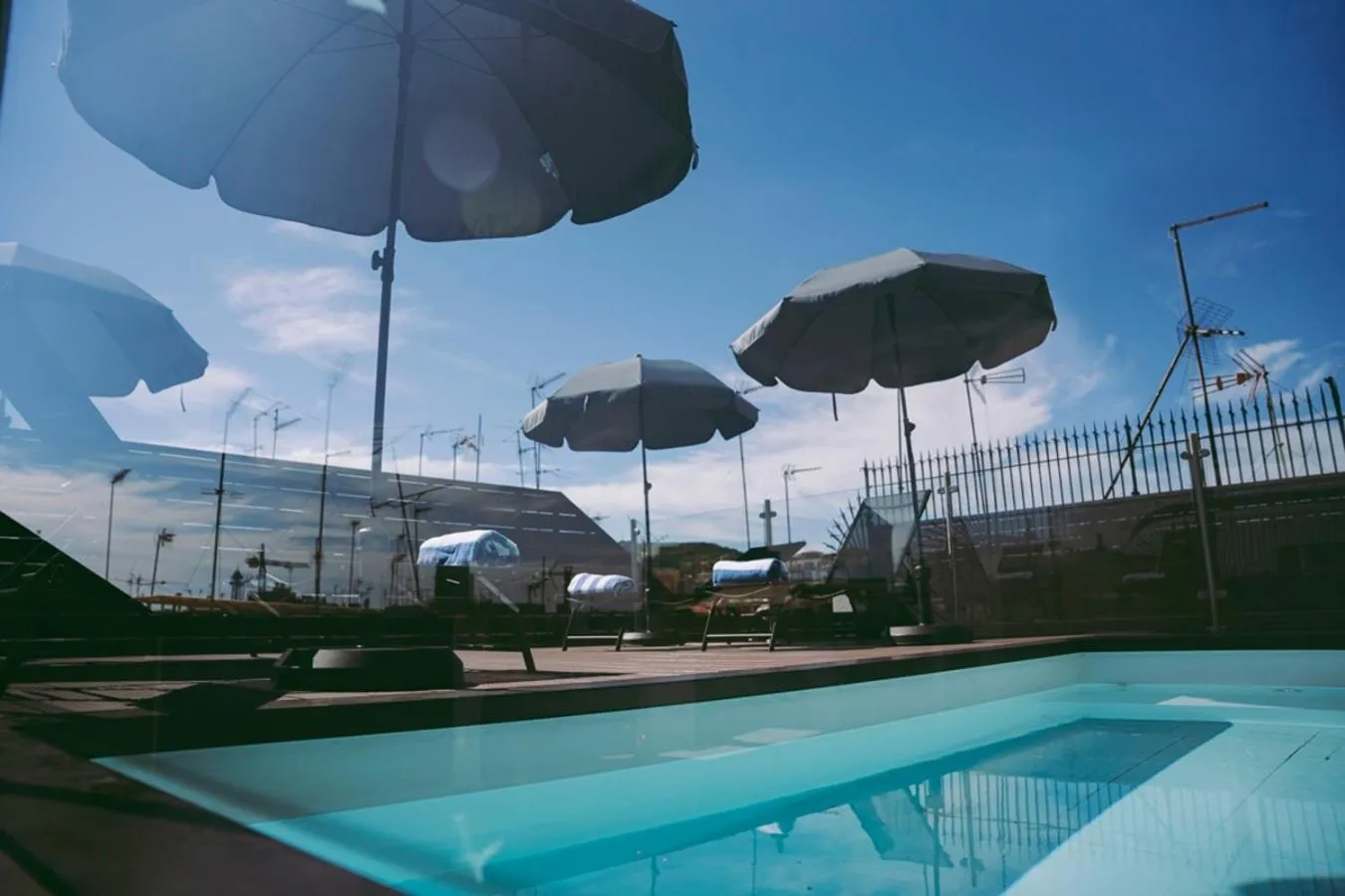 Swimming pool in Hotel Casa Gardenia