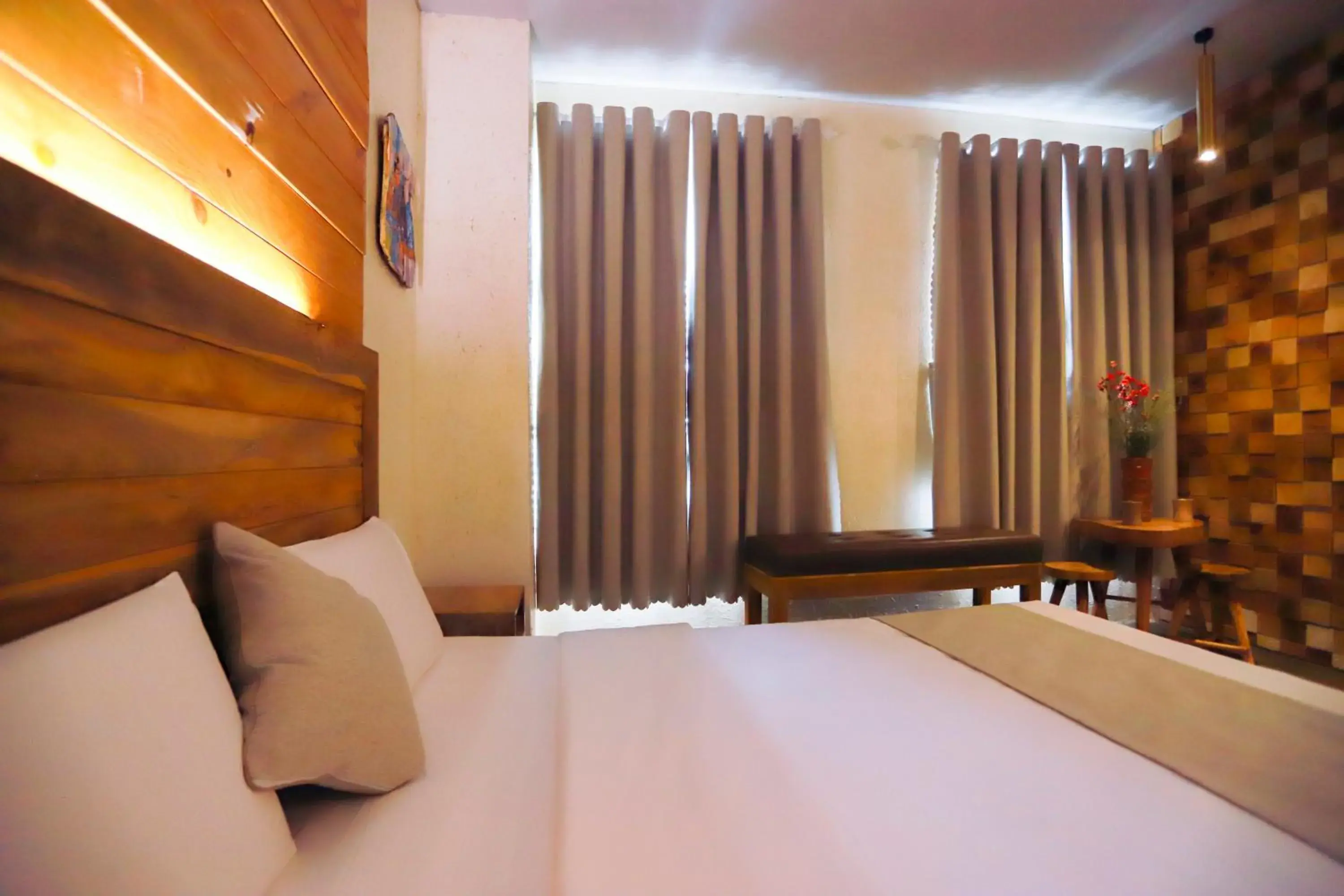 Deluxe Double Room with Sea View in Rustic Hotel Quy Nhon Powered by ASTON Deluxe Double Room with Sea View in Rustic Hotel Quy Nhon Powered by ASTON