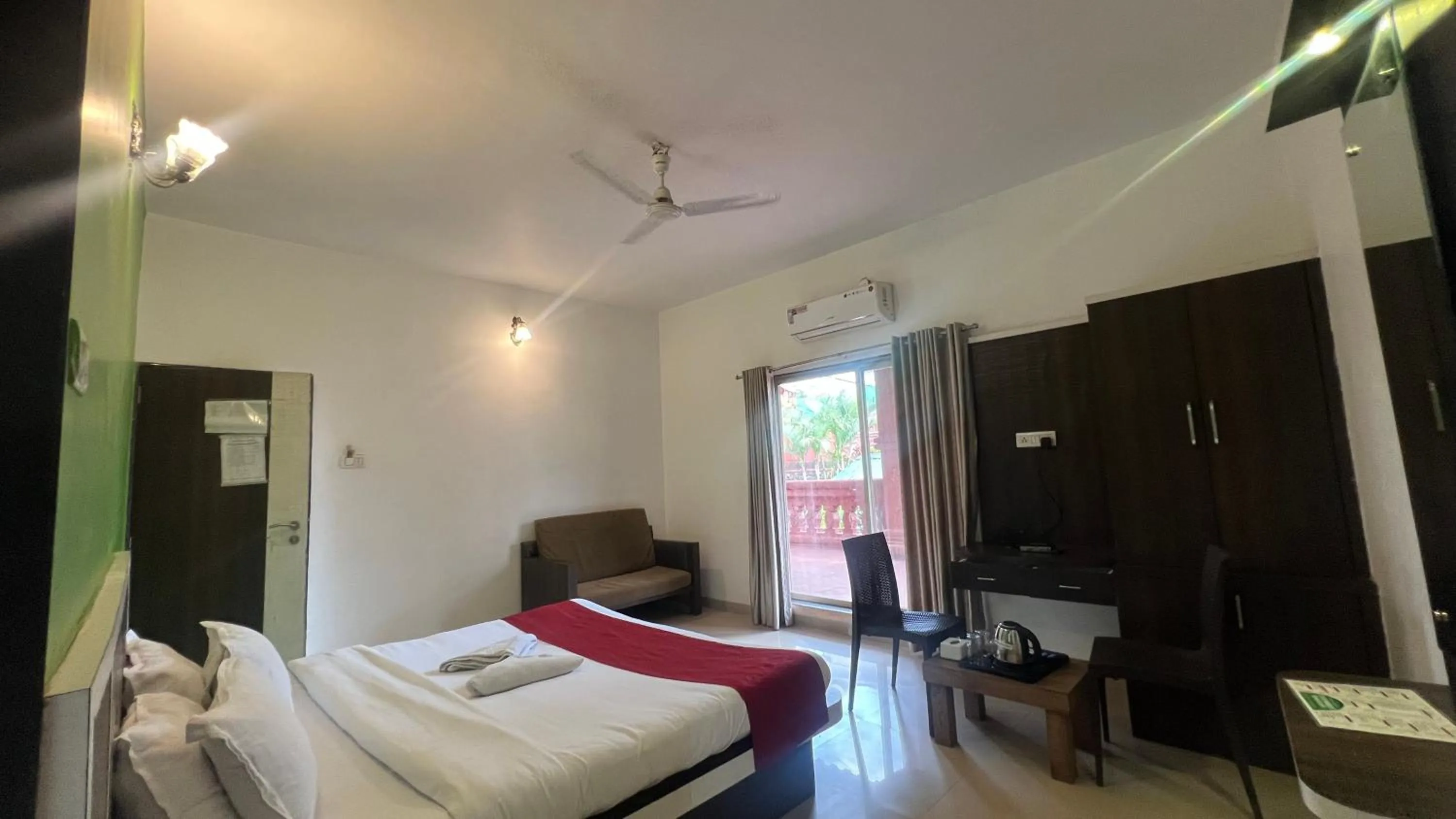 Property building, Bed in Cloud Green Resort