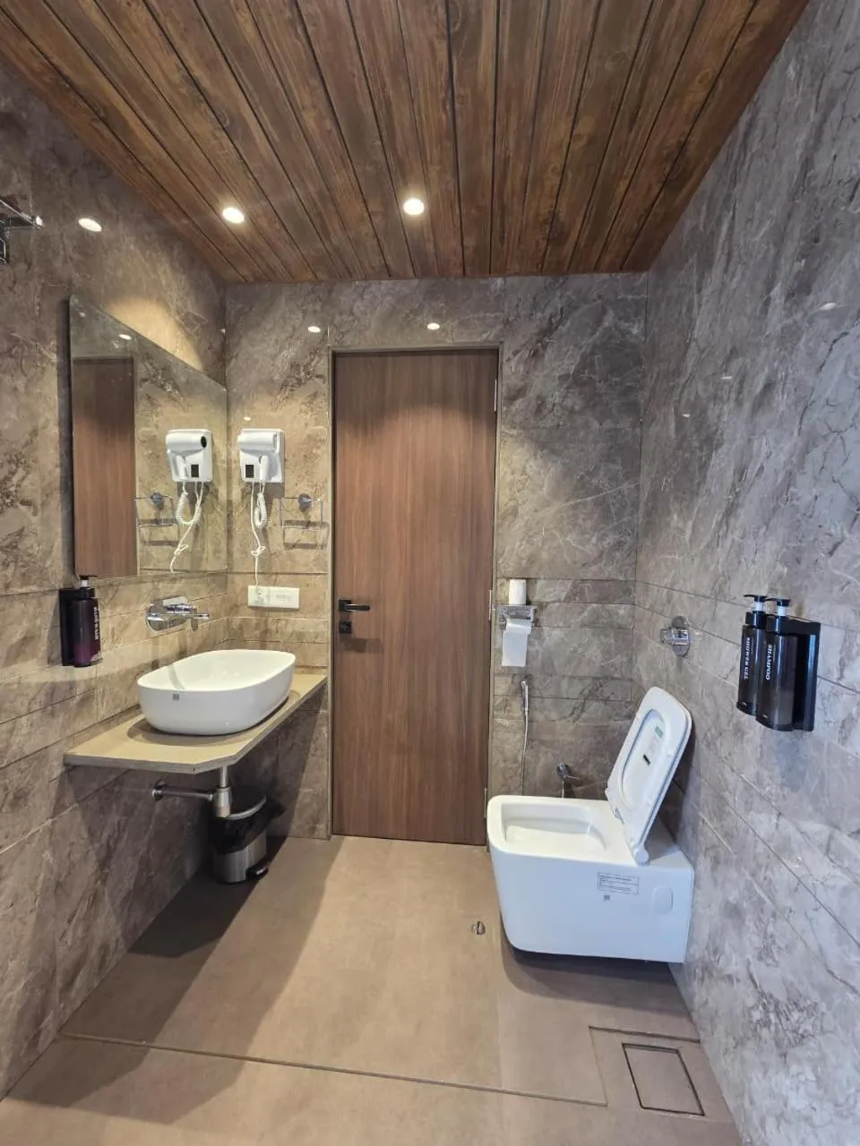 Bathroom in Cloud Green Resort