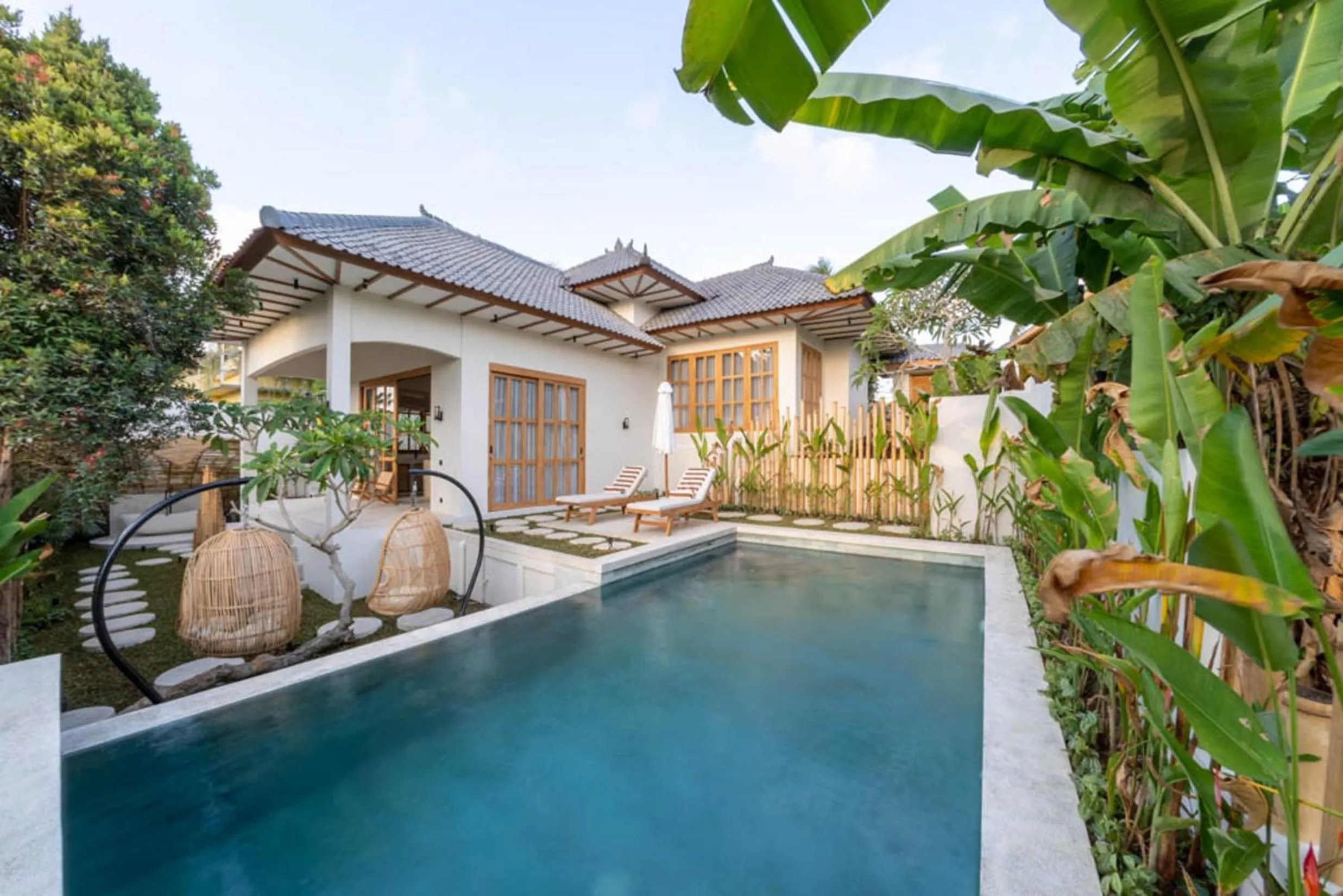 Property building in Semiramida Villa by EVDEkimi - Elegant 2BR with Pool, Open-air bath, Patio