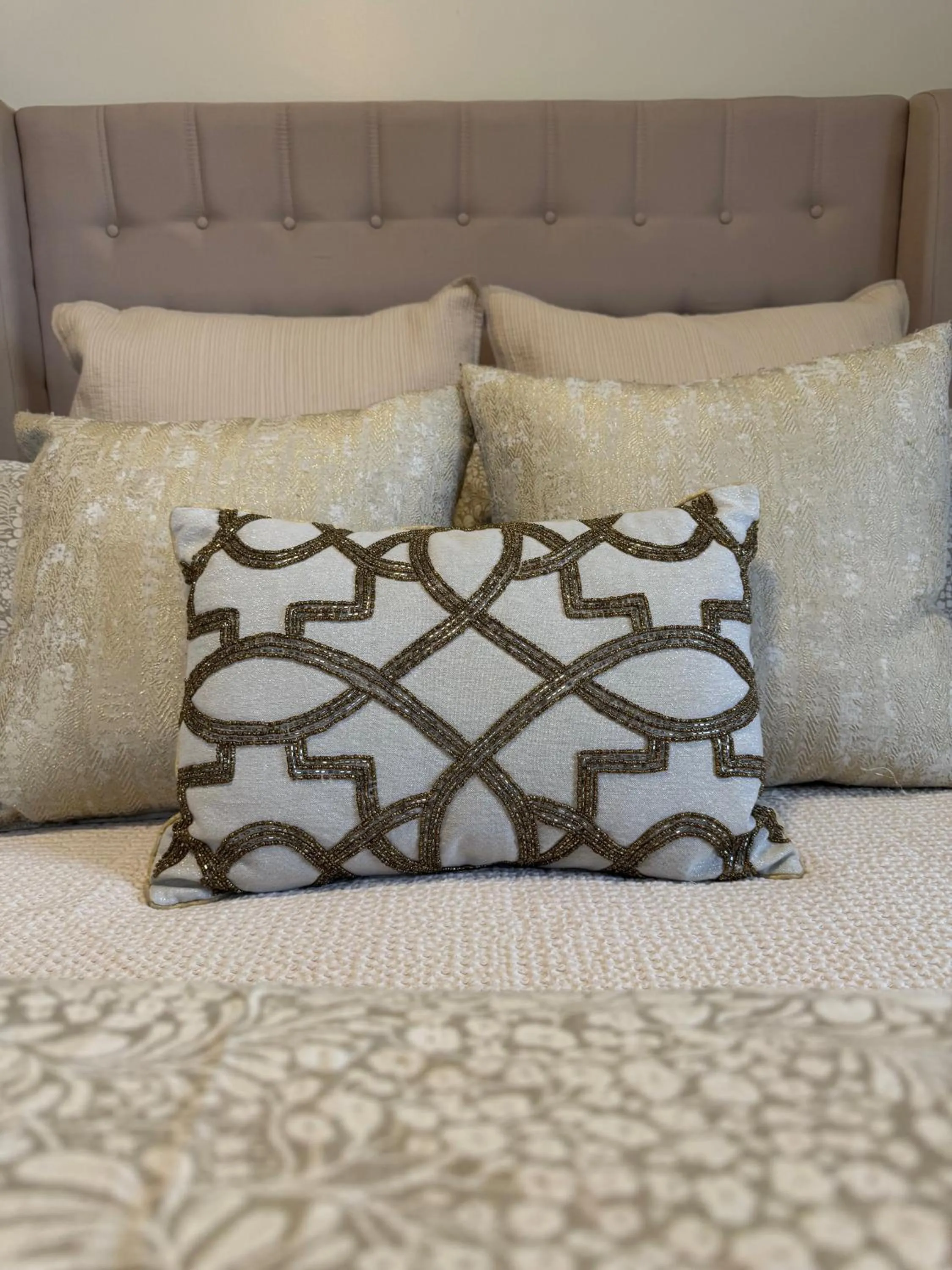 Bed in Norfolk Guest House Inn