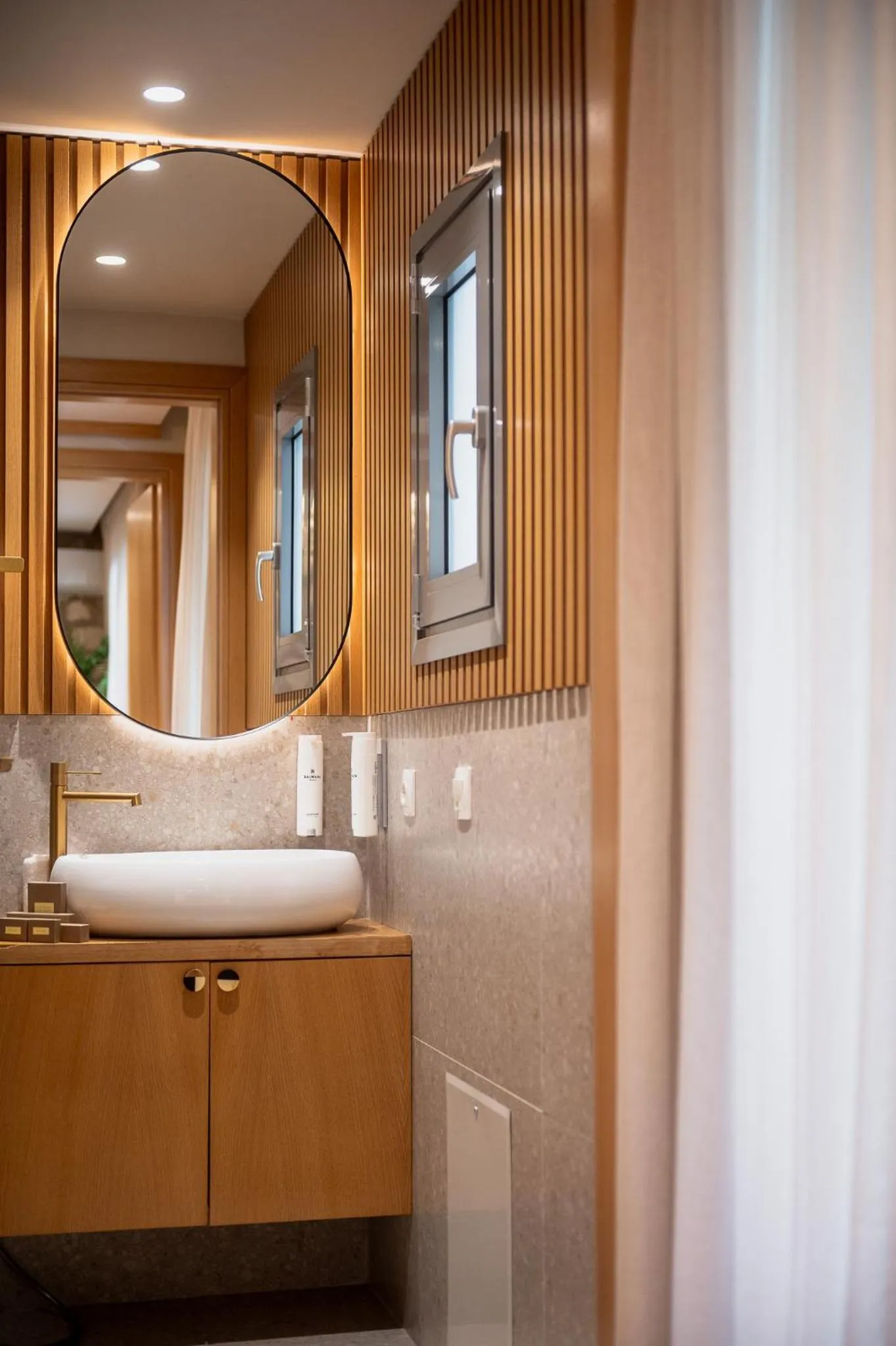 Bathroom in Num Suites & Lofts Athens