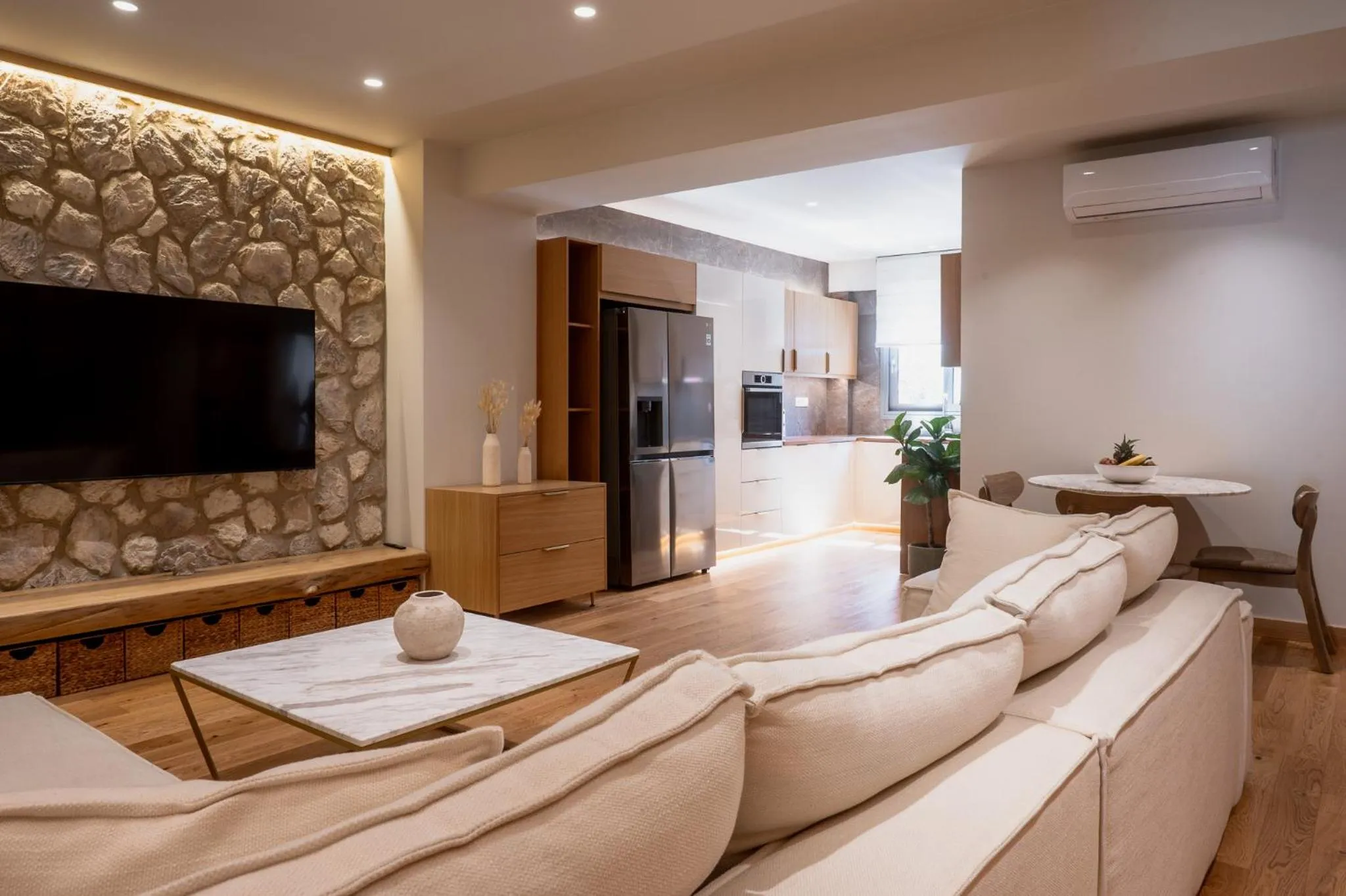 Living room in Num Suites & Lofts Athens