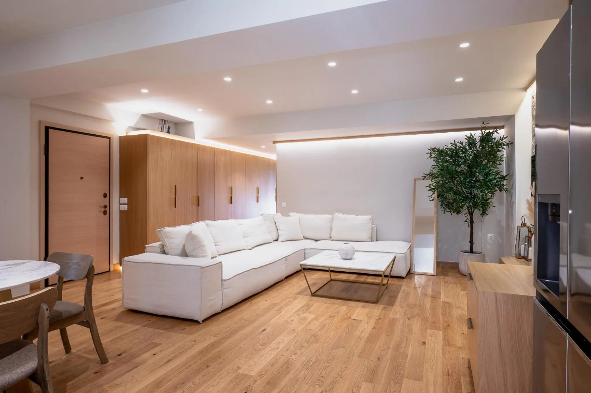 Living room in Num Suites & Lofts Athens