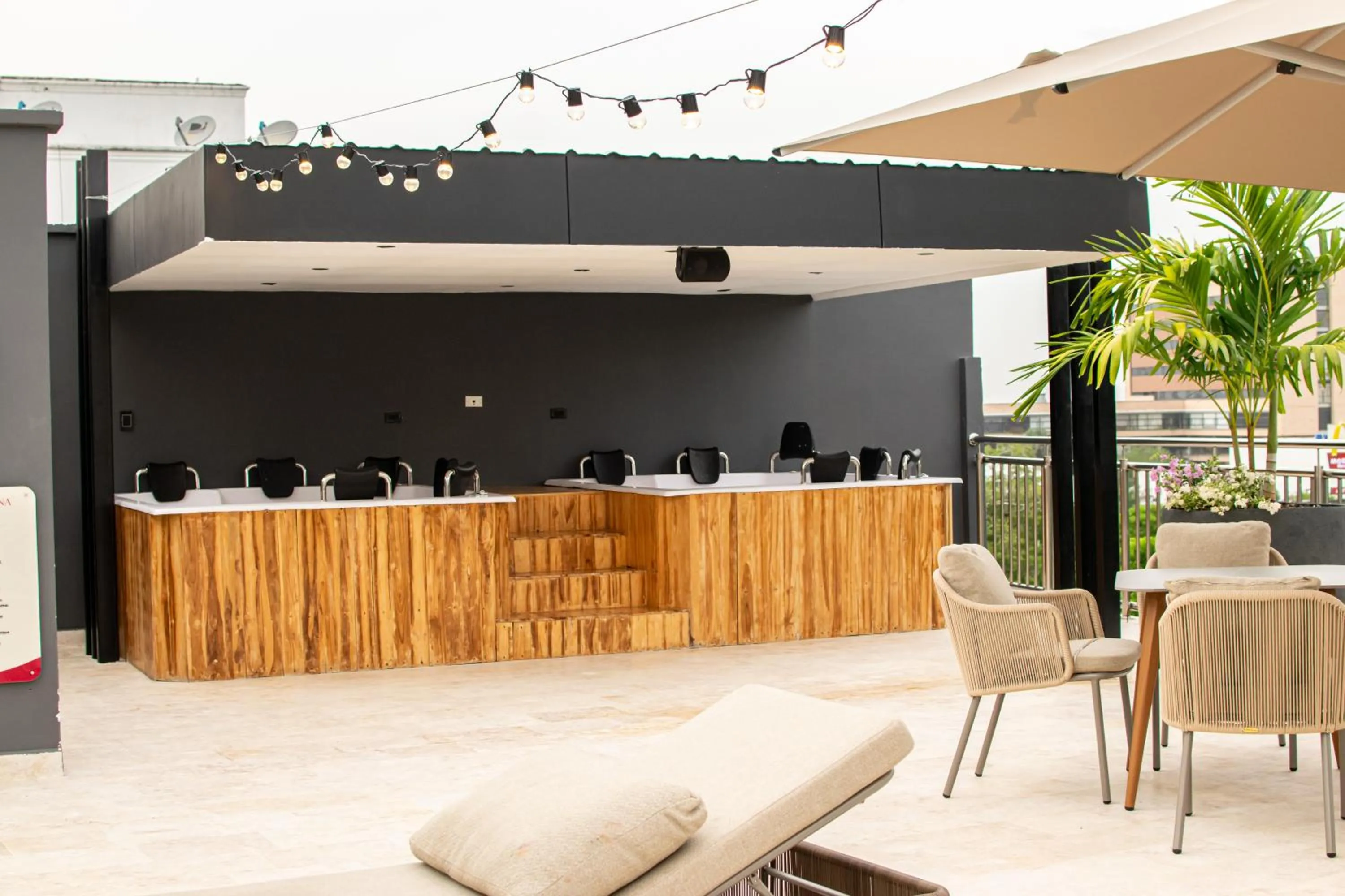 Swimming pool in Hotel Unión Plaza