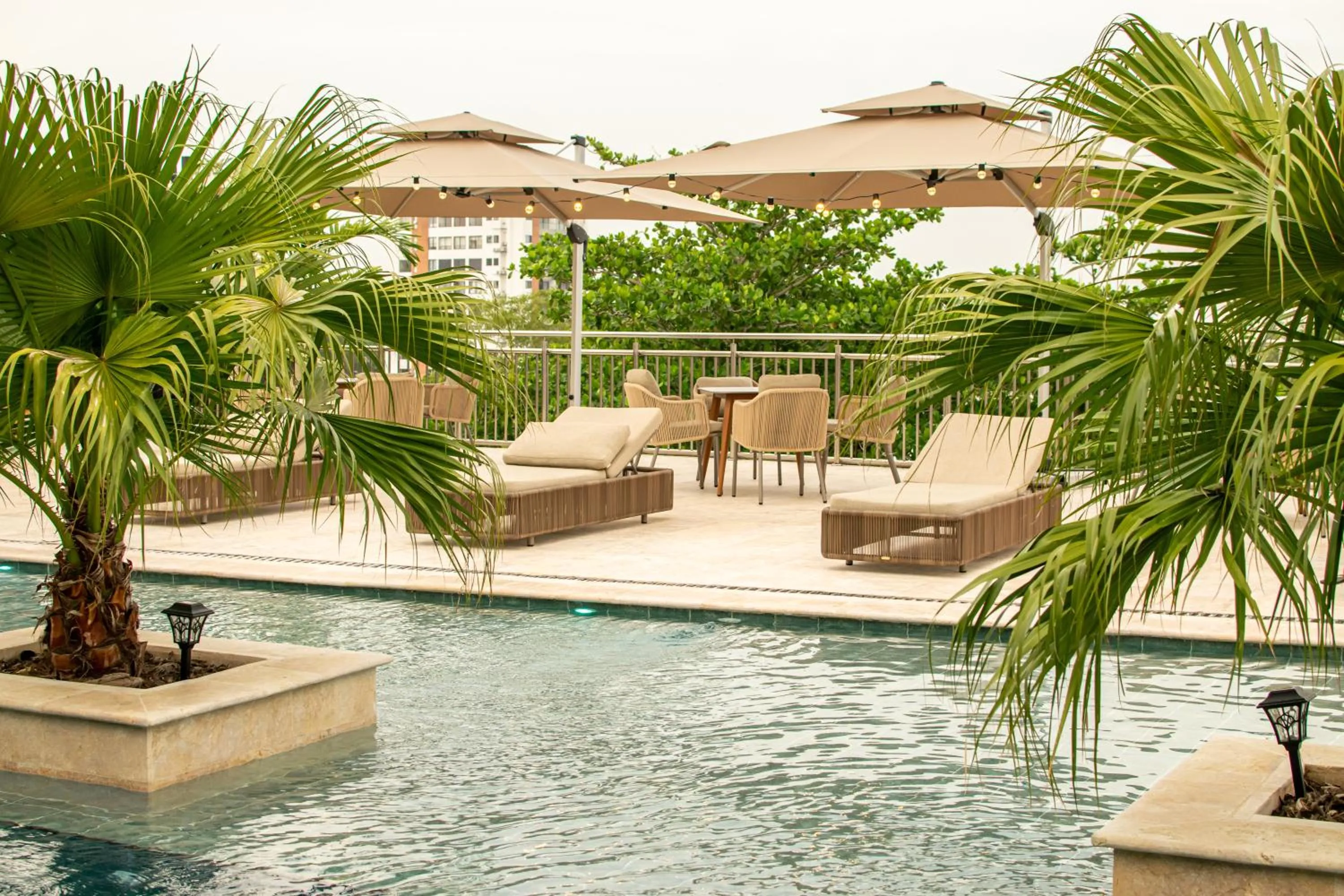 Swimming pool in Hotel Unión Plaza