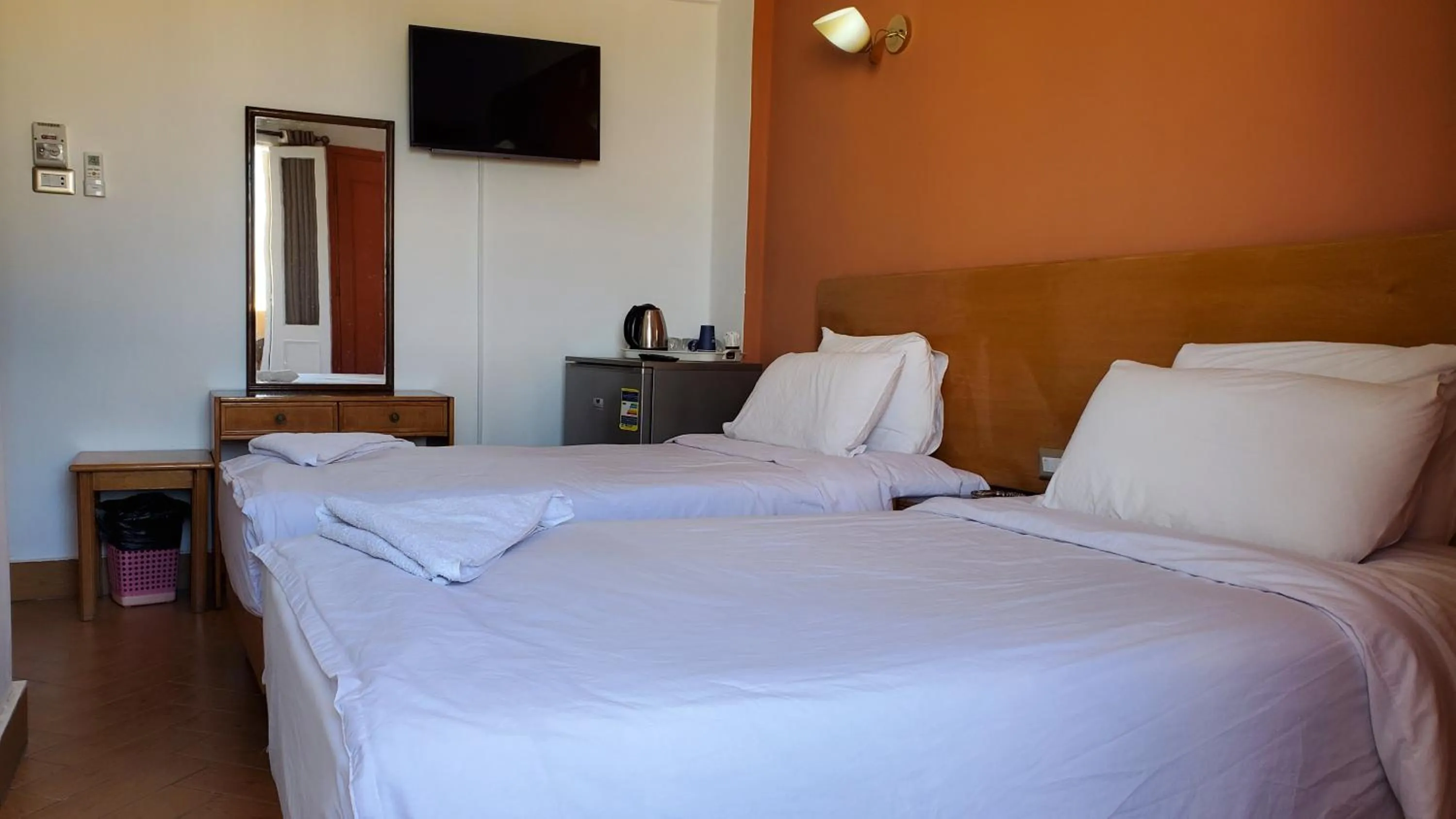 TV and multimedia, Bed in Adriatica Hotel Marsa Matrouh