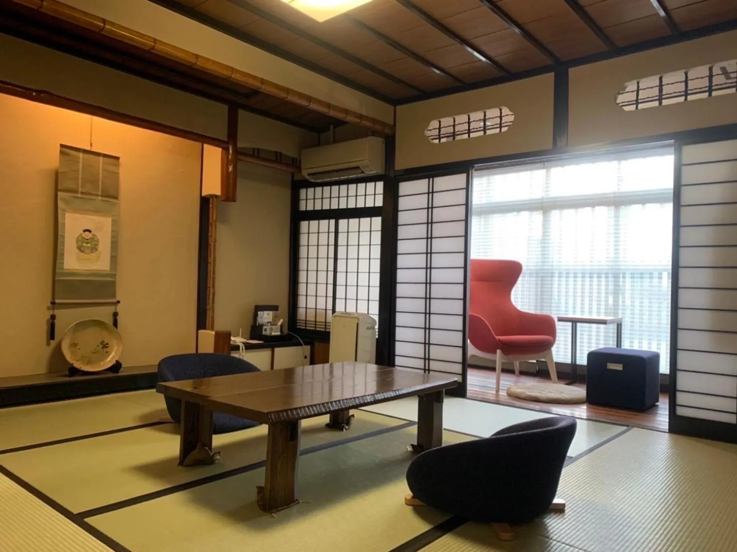 Photo of the whole room in Koyado Enn