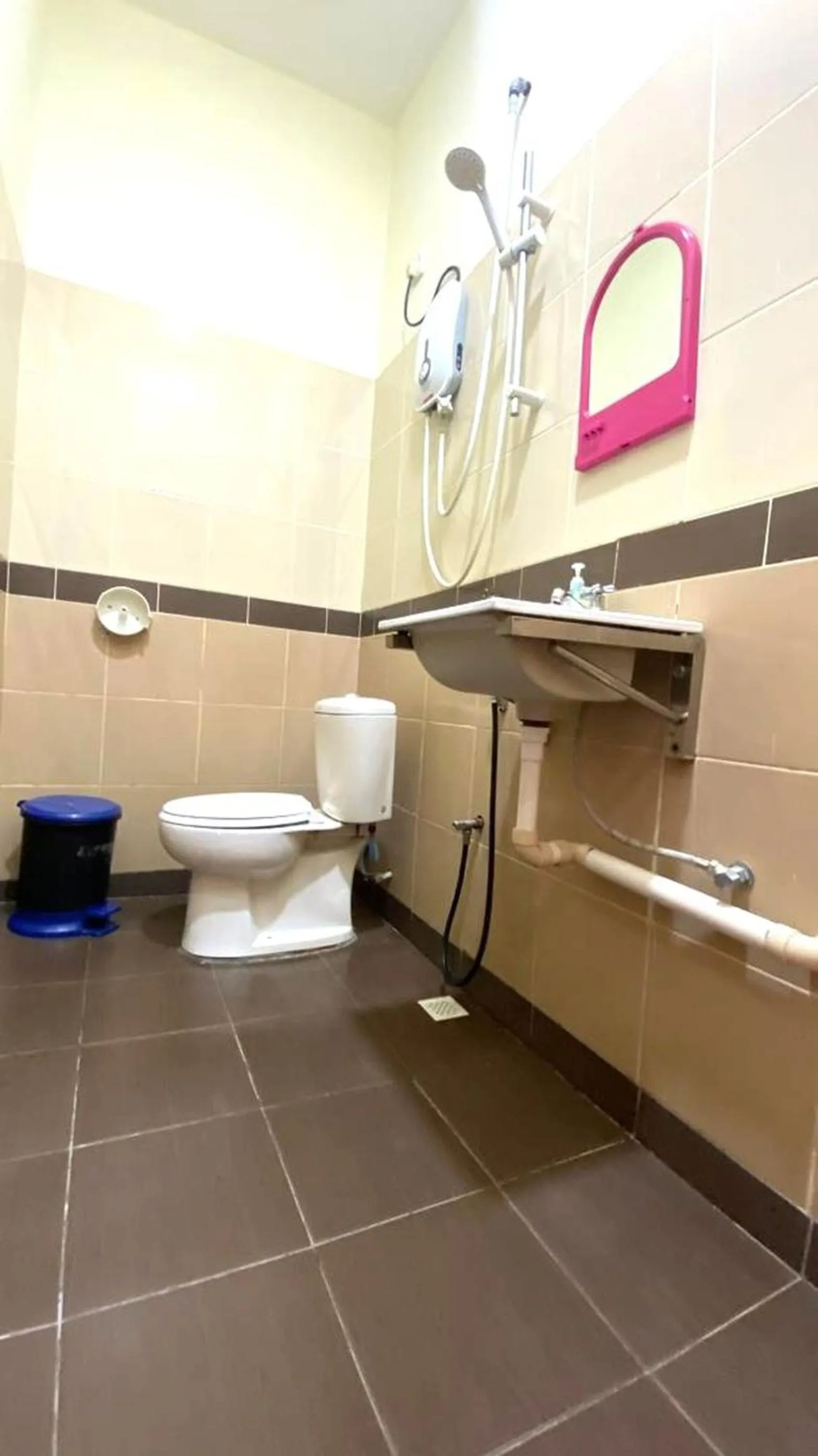 Bathroom in Collection o Langkawi near pantai cenang formerly tokman inn