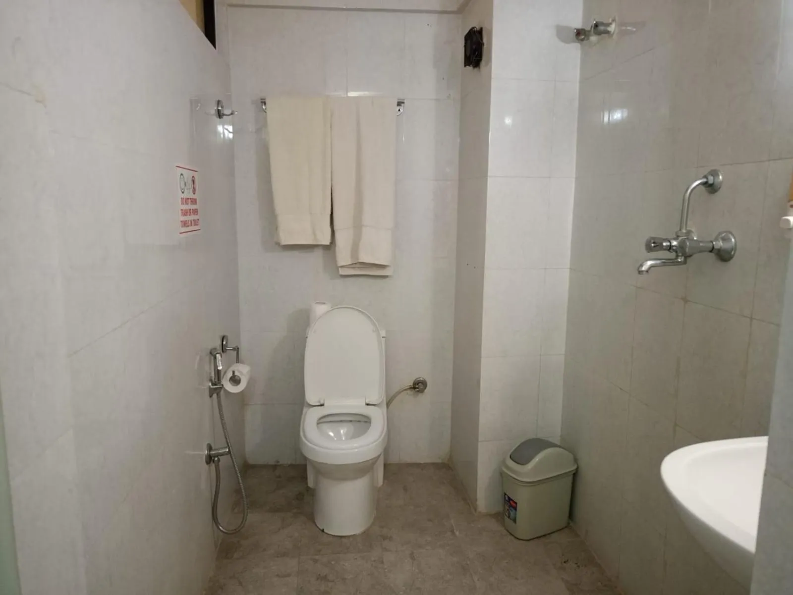 Shower in Boudha Stupa View Guest House