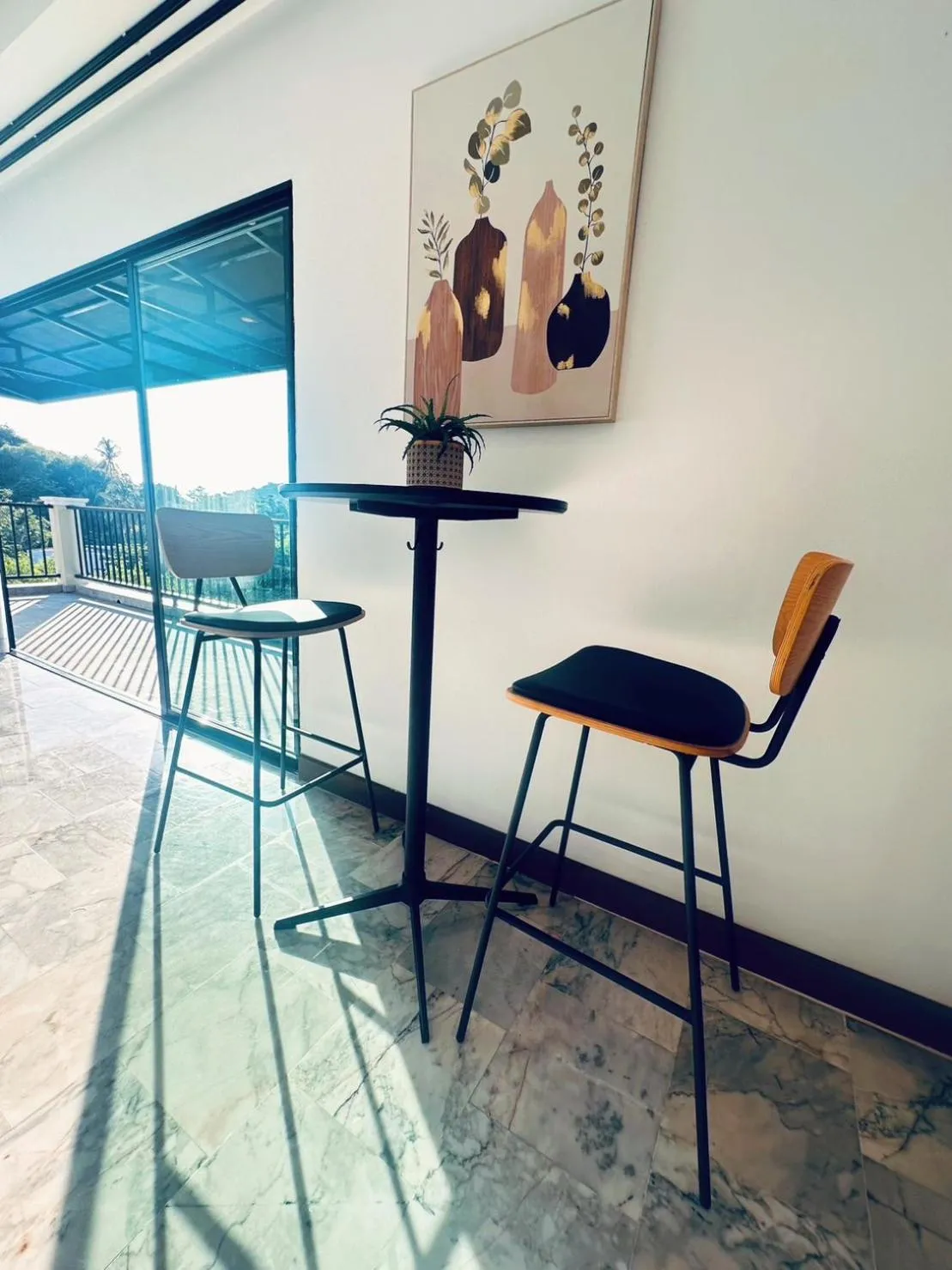 Dining area in Ocean Pie Phuket - Adult Only