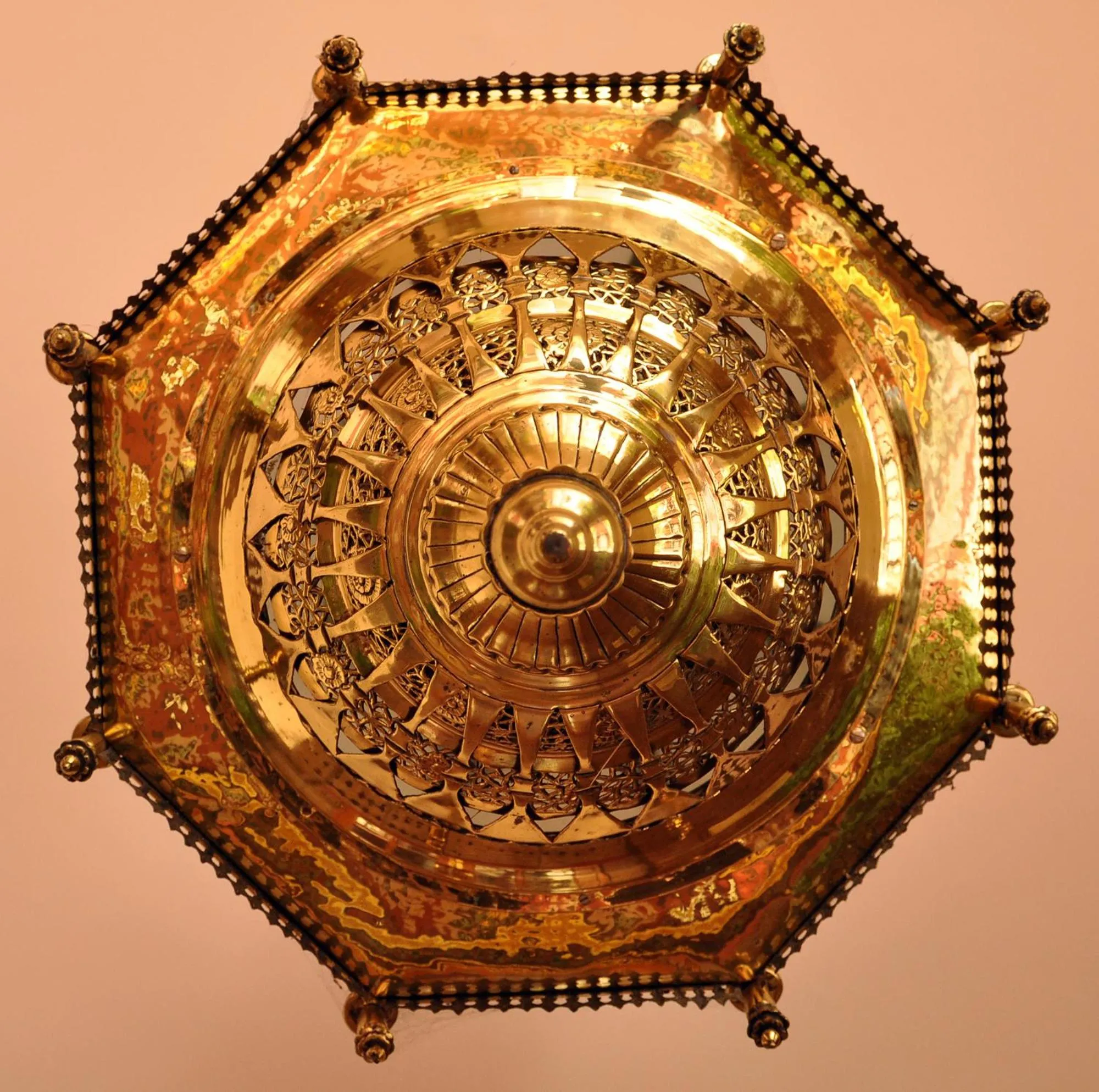 Decorative detail in Faisalabad Serena Hotel