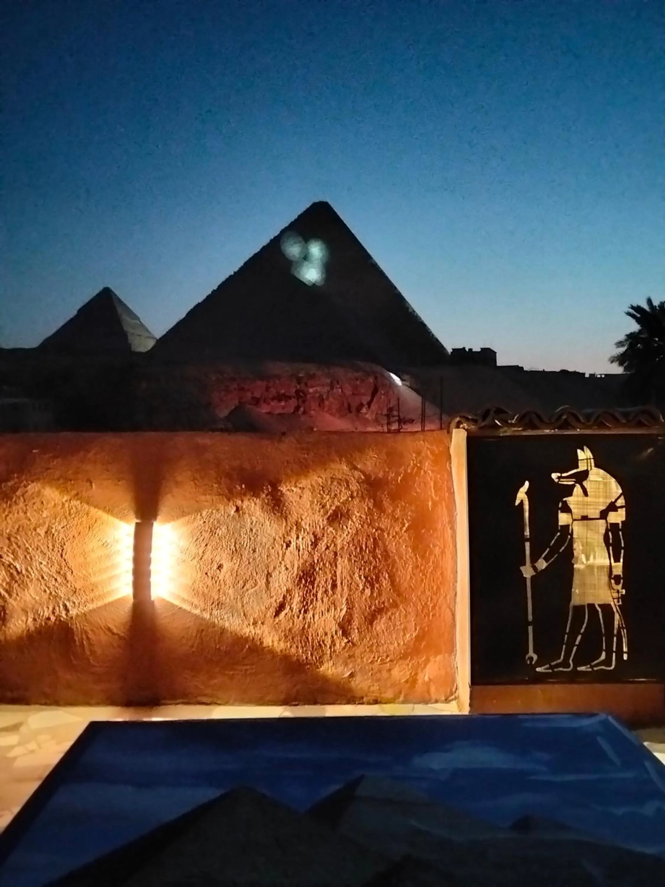 Energy Of Pyramid Hotel