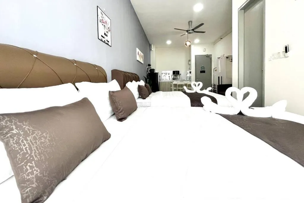 Bed in Core SoHo Suite @ KLIA Airport