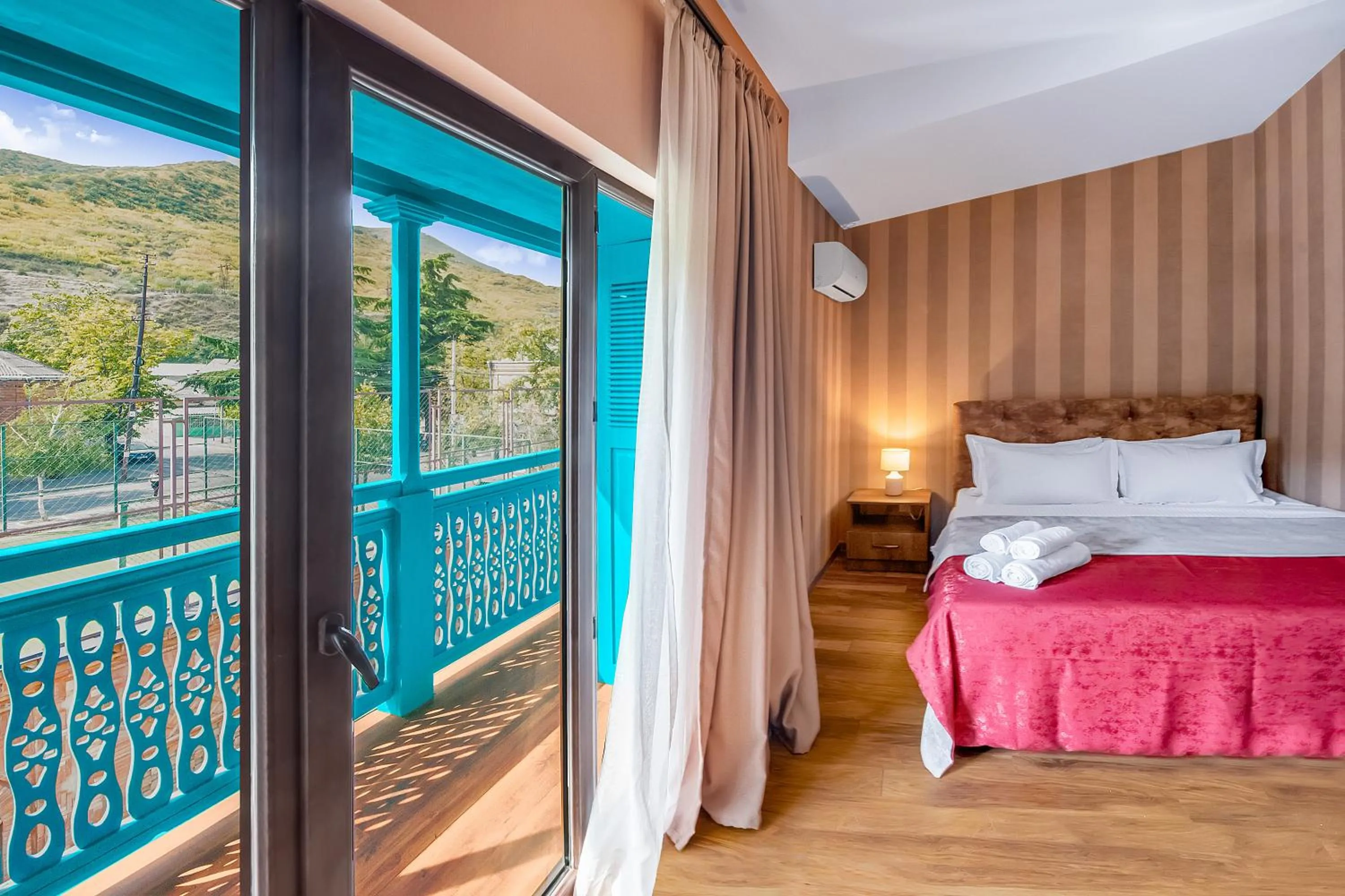 Bed in Dzvel Ubanshi