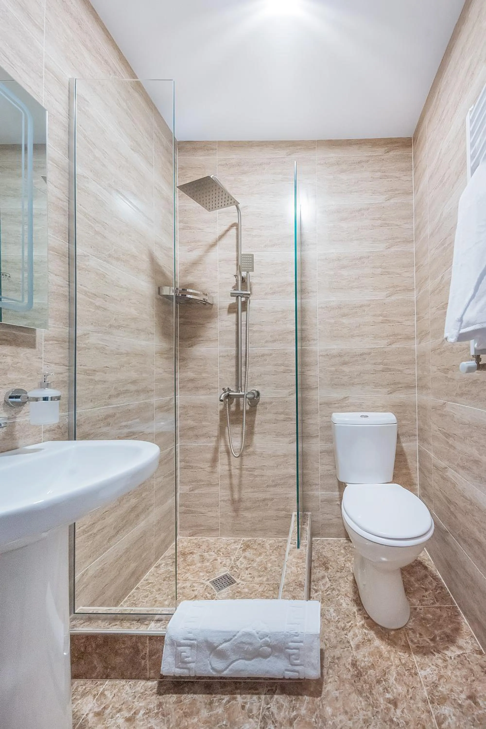 Shower in Dzvel Ubanshi