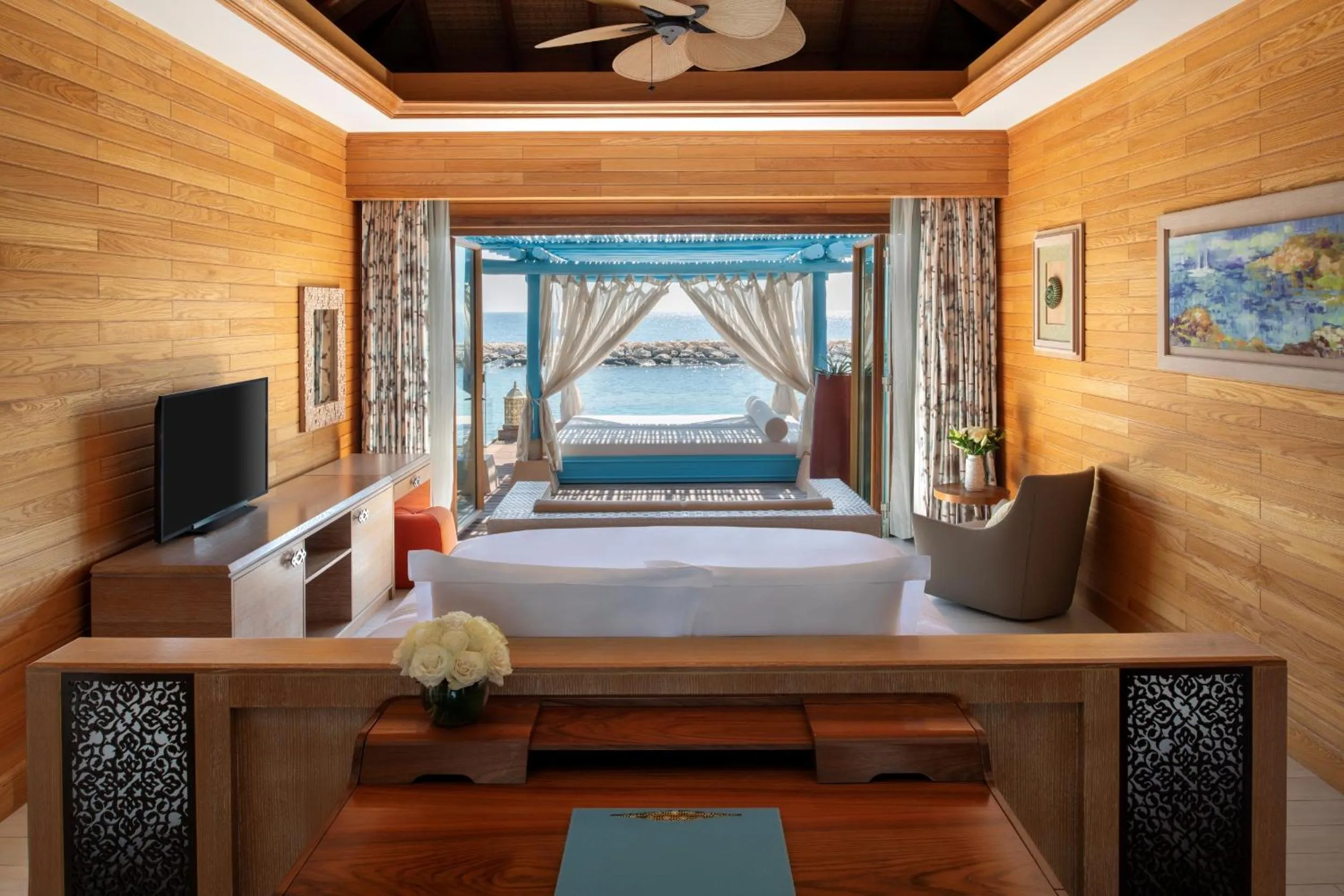 View (from property/room), Bed in Banana Island Resort Doha by Anantara