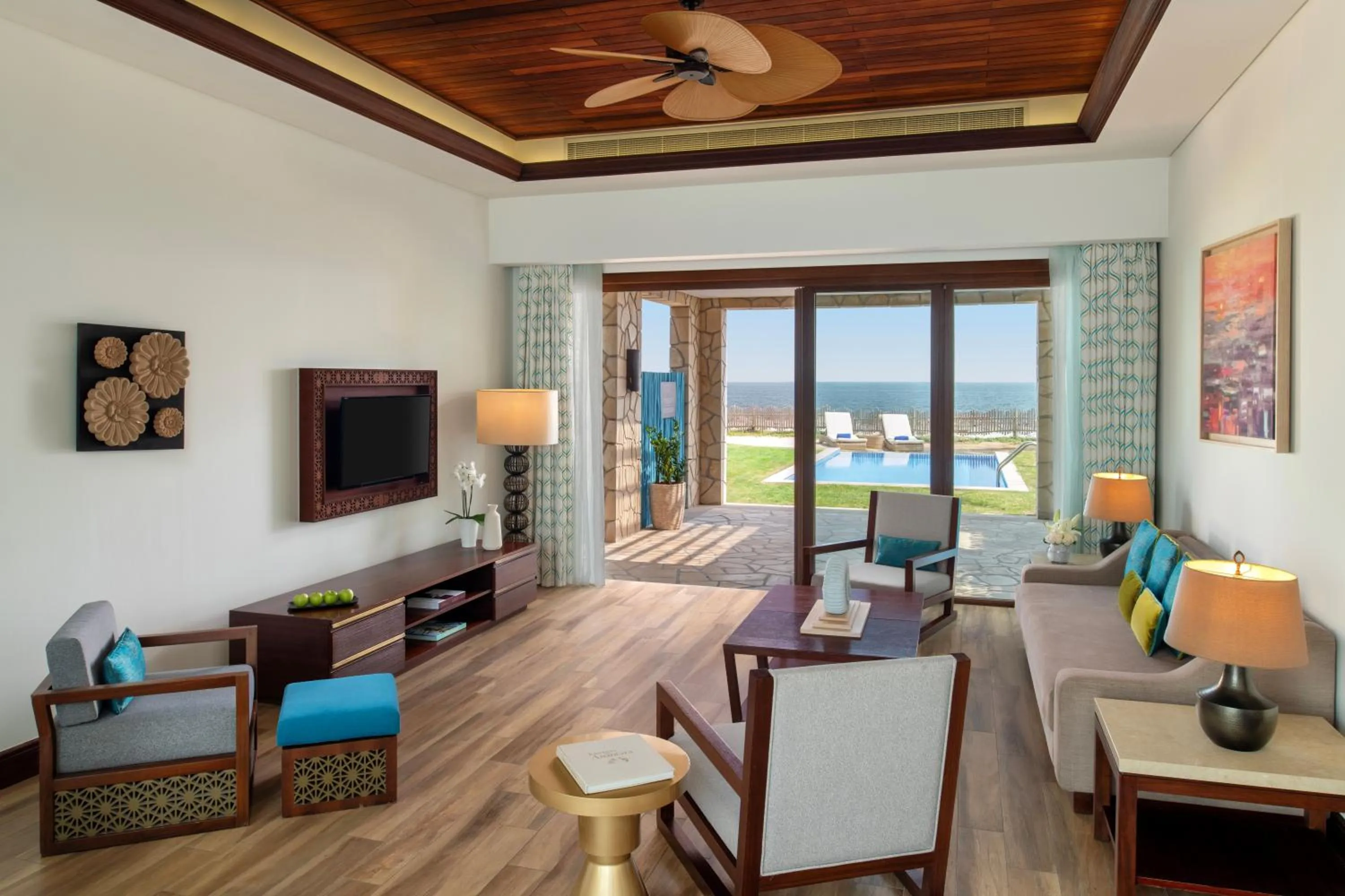 Living room in Banana Island Resort Doha by Anantara