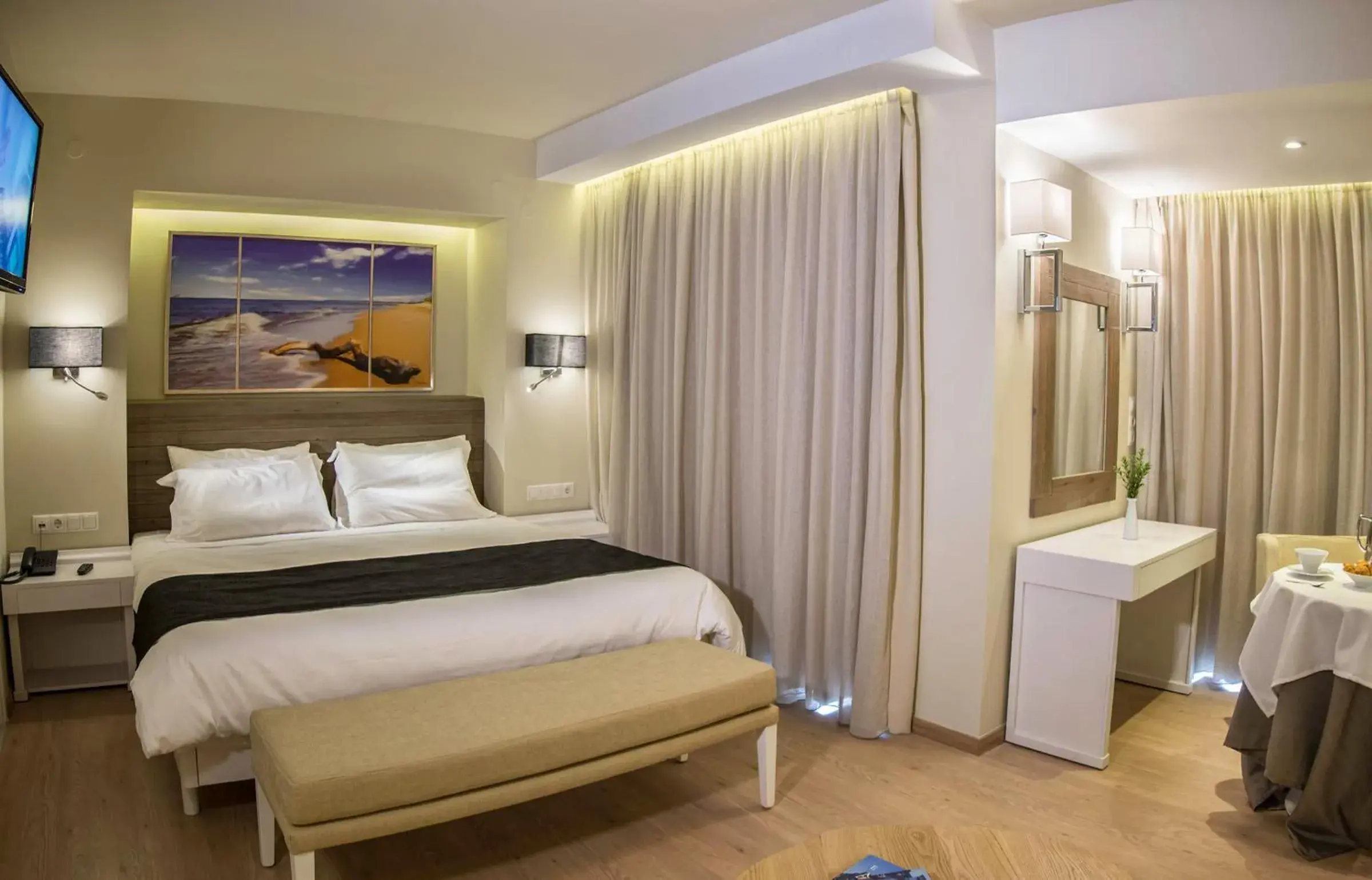 Junior Suite with Side Sea View in Swell Boutique Hotel Junior Suite with Side Sea View in Swell Boutique Hotel