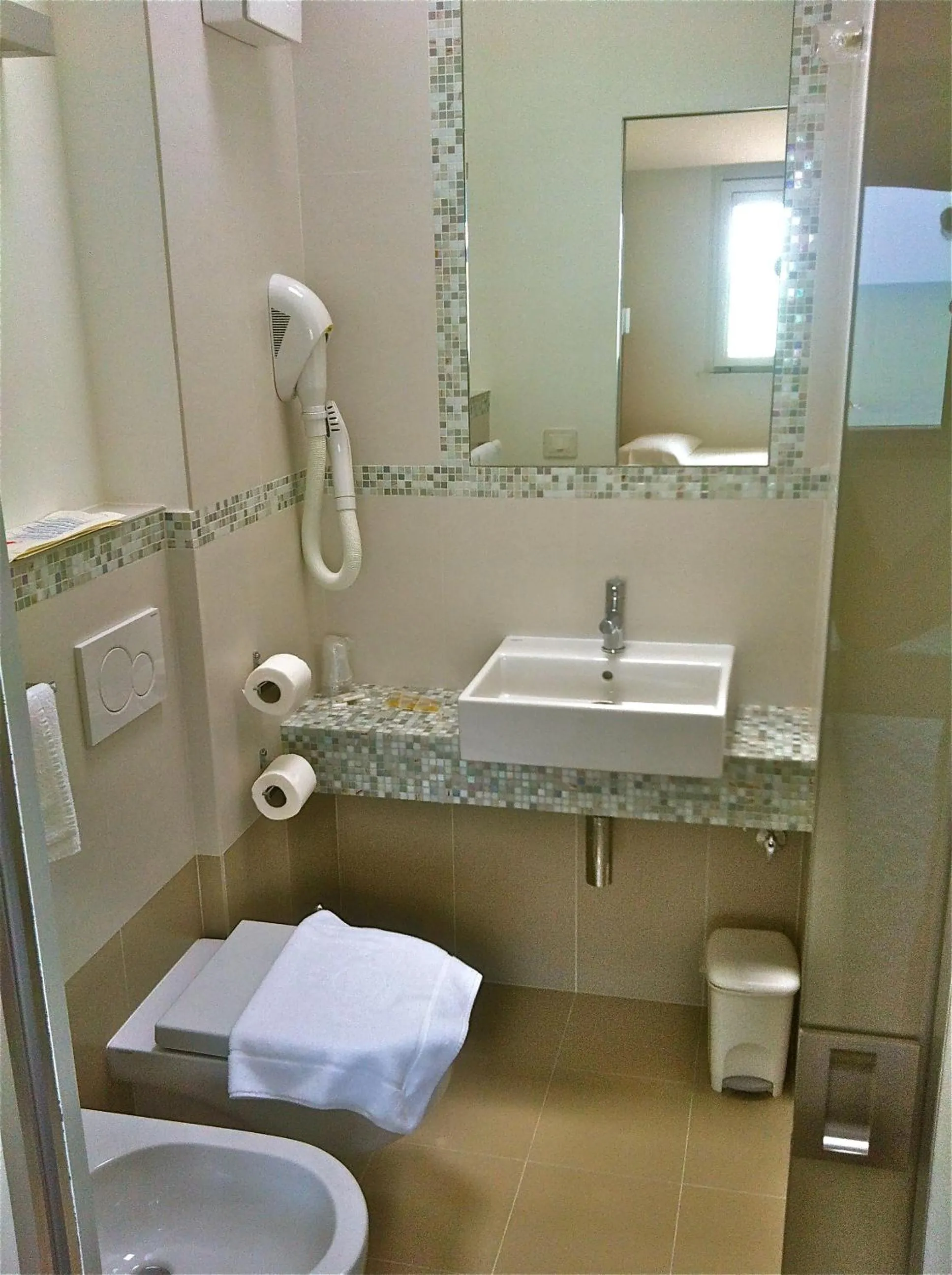 Bathroom in Hotel Baia Marina
