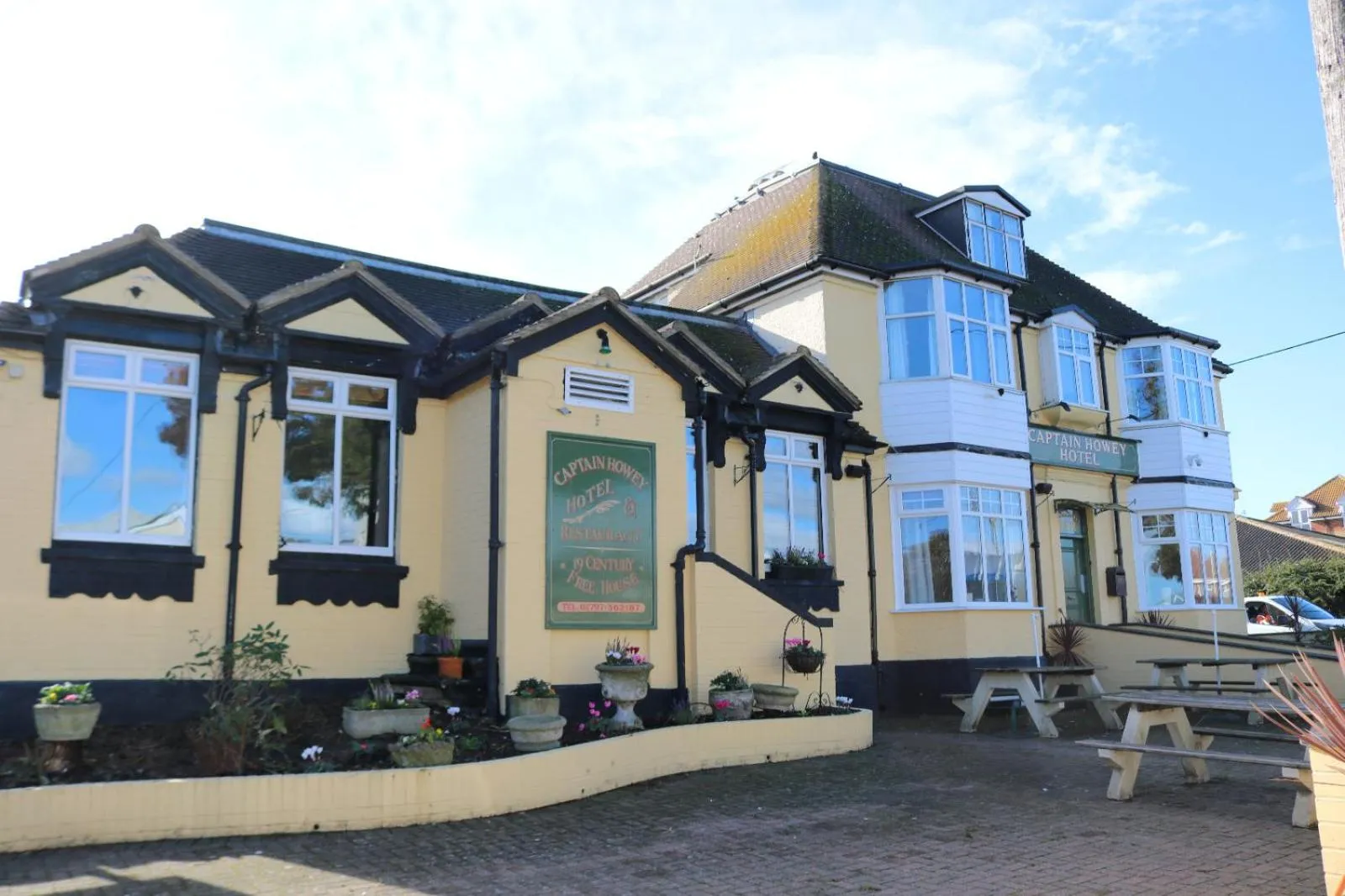 Property building in Captain Howey Hotel