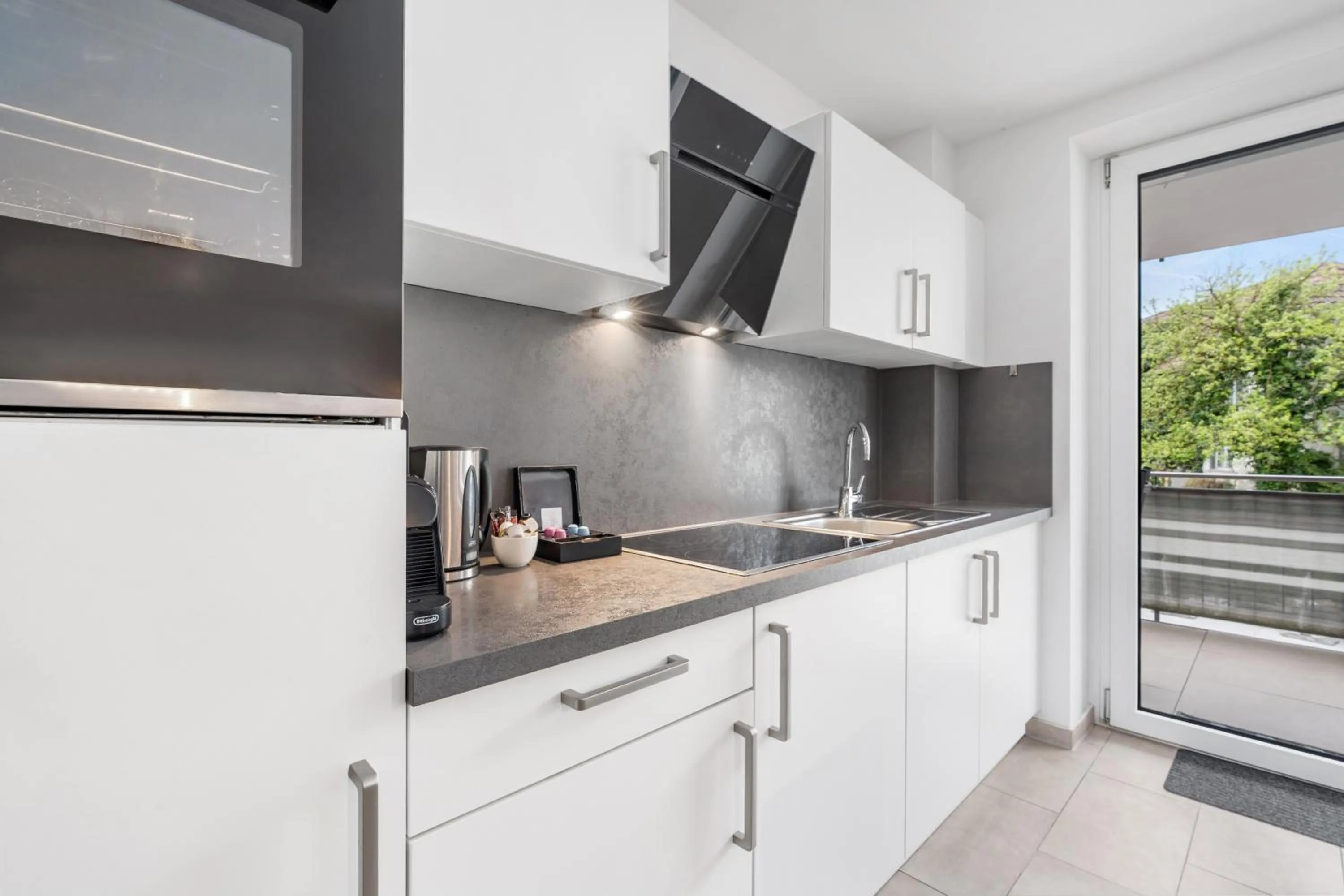 Coffee/tea facilities in Amelie chez Inez