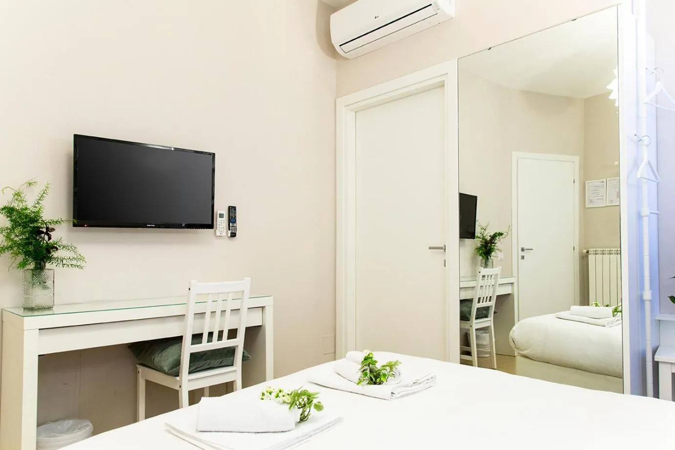 Bedroom, Bed in B&B Casetta Roma