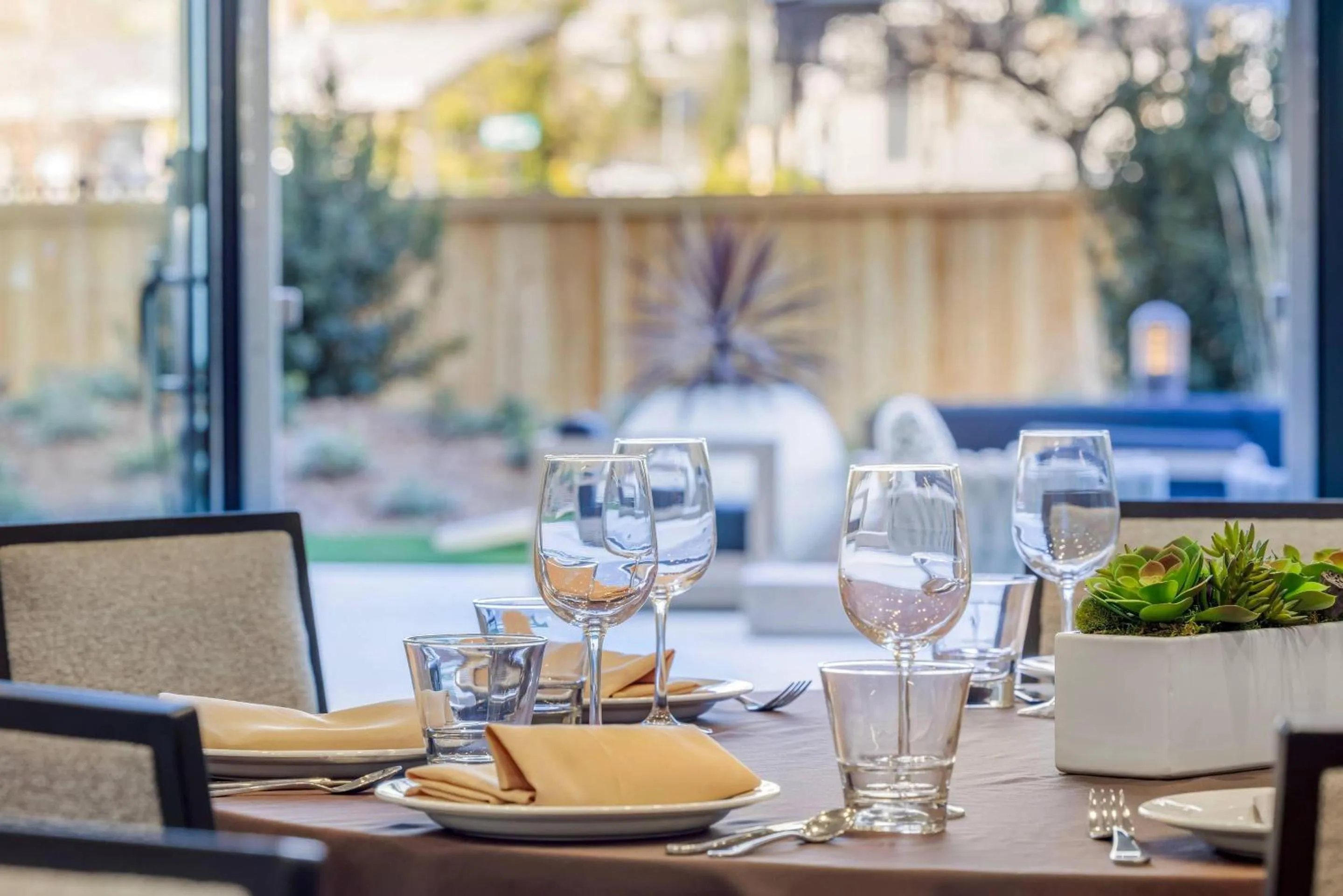 Meeting/conference room in Cambria Hotel Burbank Airport