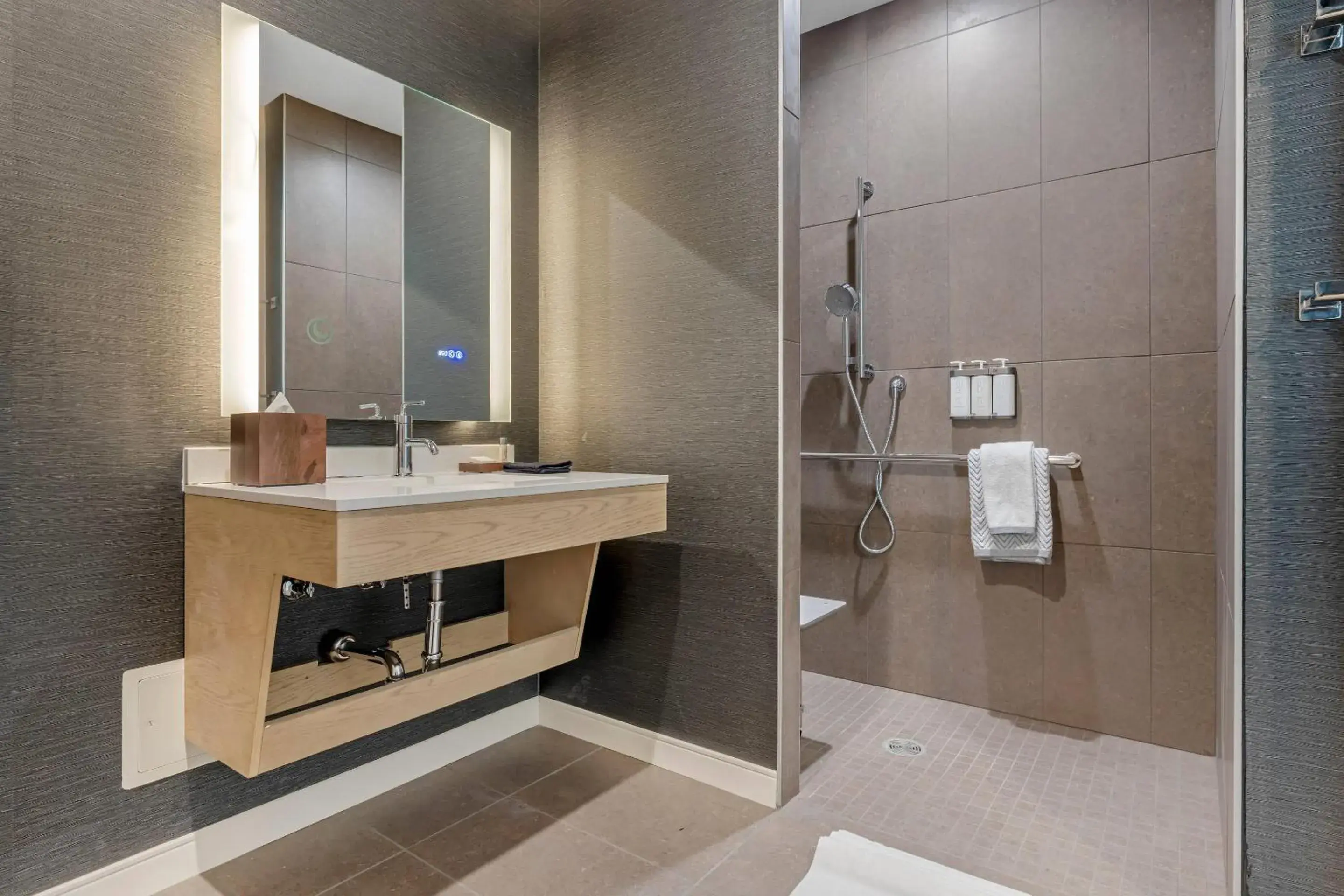 King Room with Sofa/Roll In Shower - Disability Access/Non Smoking in Cambria Hotel Burbank Airport King Room with Sofa/Roll In Shower - Disability Access/Non Smoking in Cambria Hotel Burbank Airport
