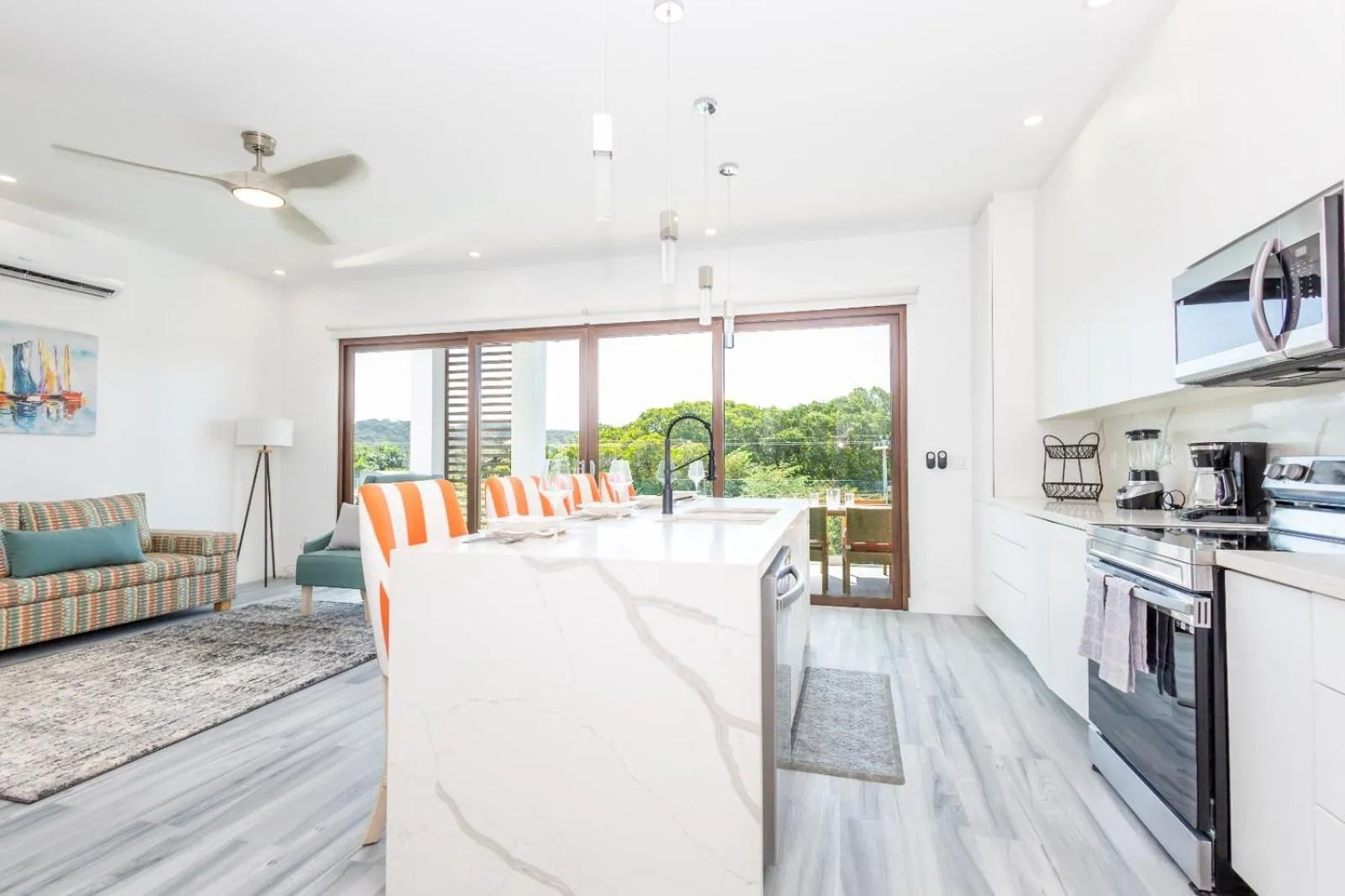 Kitchen or kitchenette in Acqua di Mare Resort