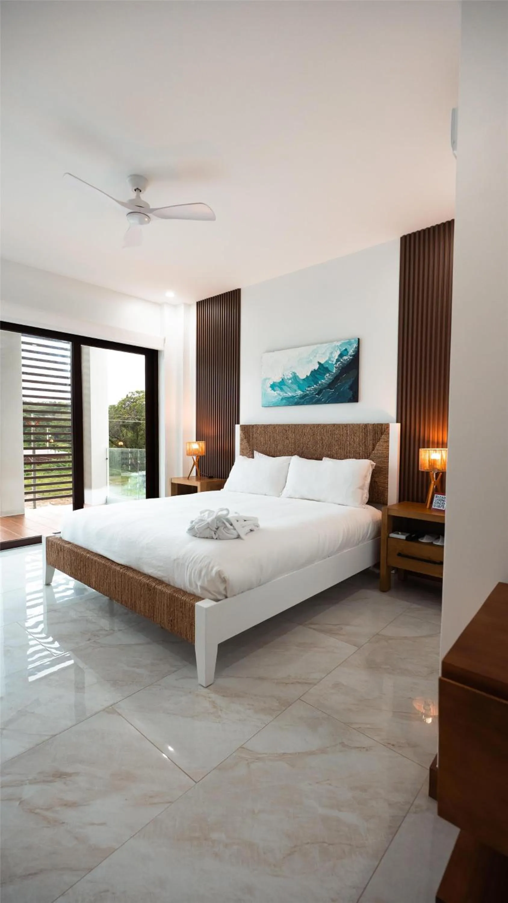 Photo of the whole room, Bed in Acqua di Mare Resort